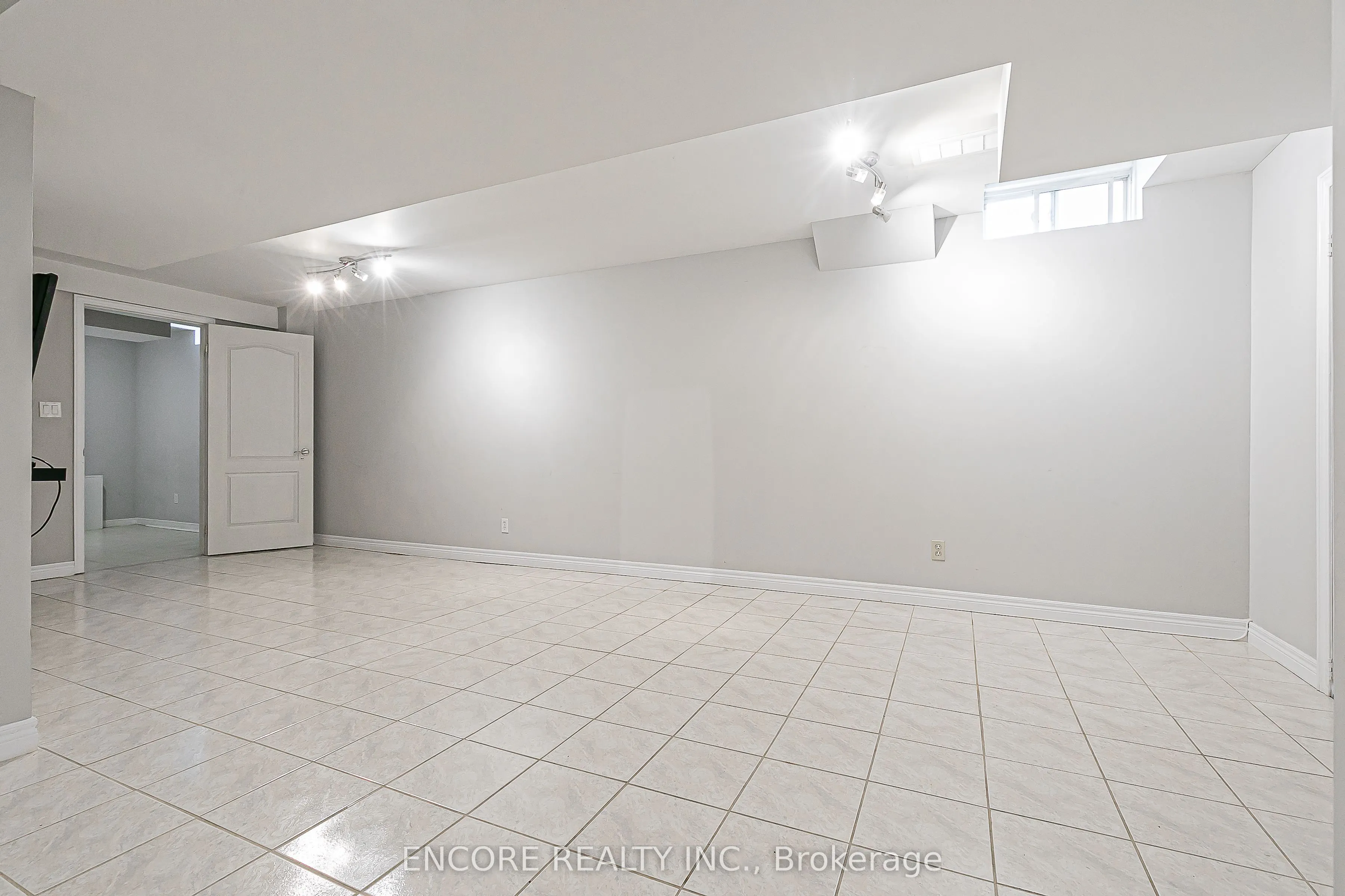 252 Forest Run Boulevard