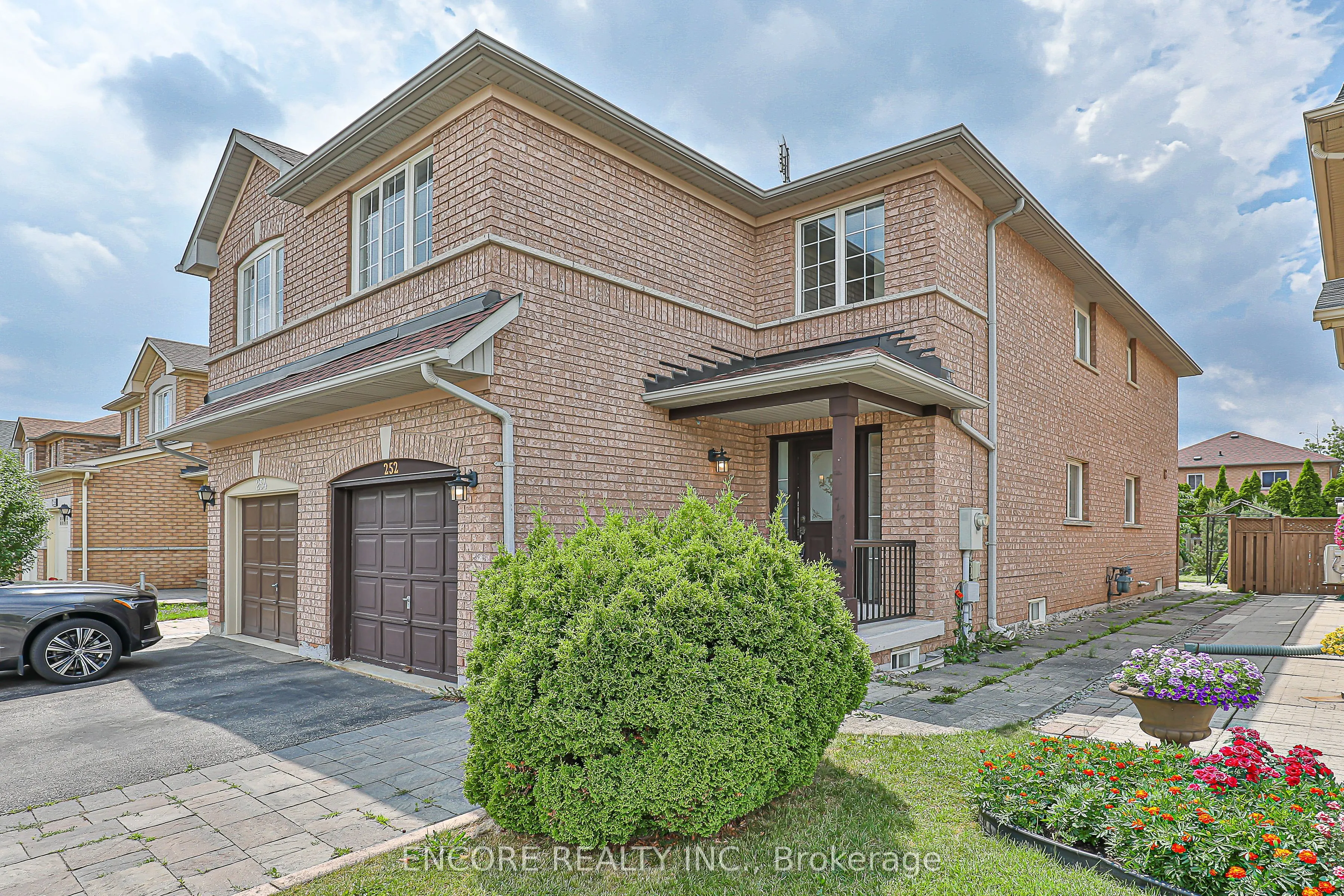 252 Forest Run Boulevard