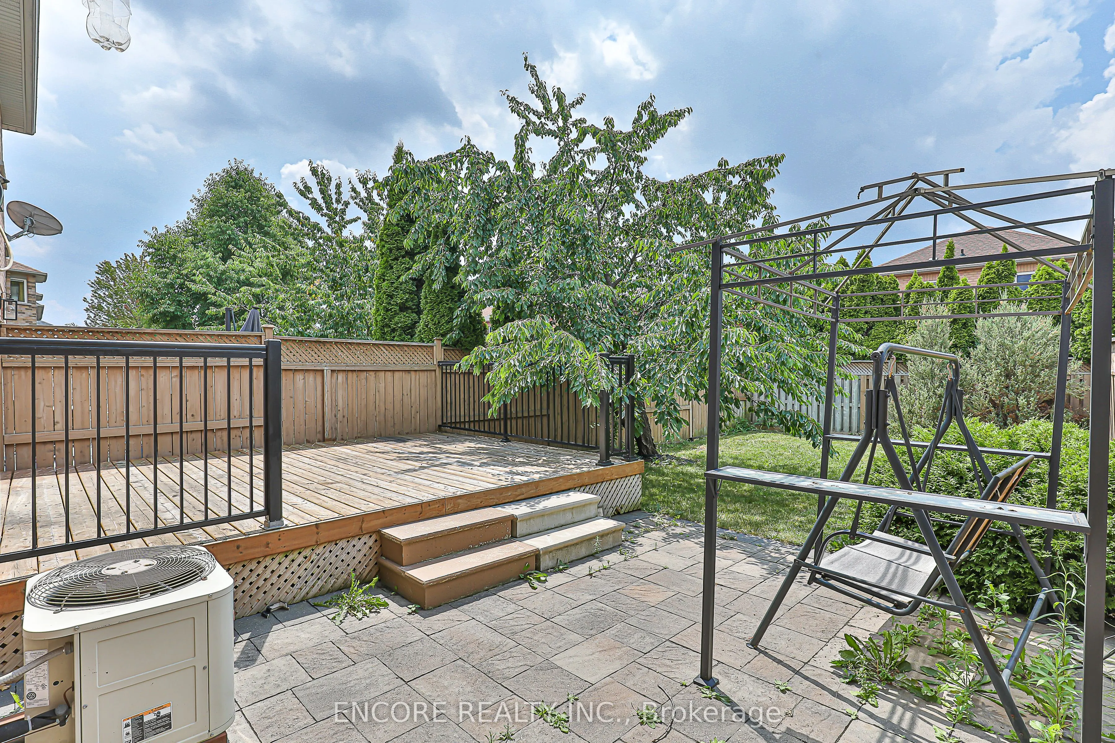 252 Forest Run Boulevard
