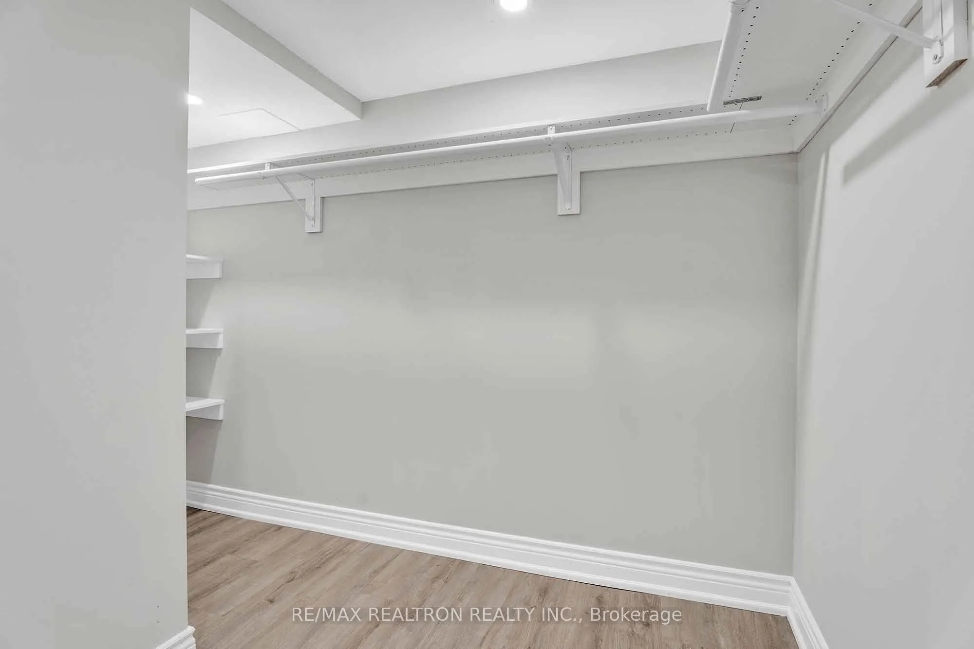18 Augustine Avenue