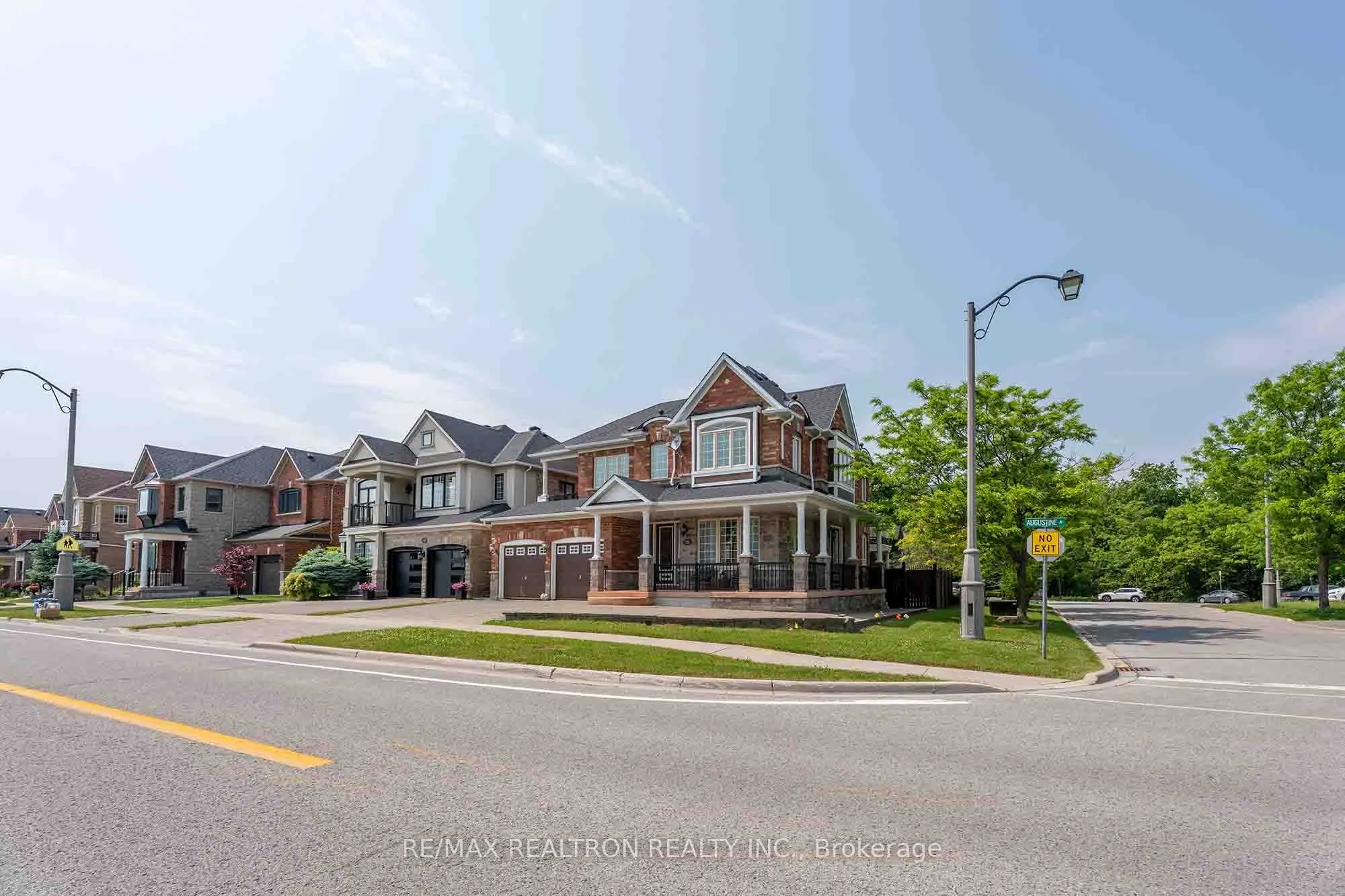 18 Augustine Avenue