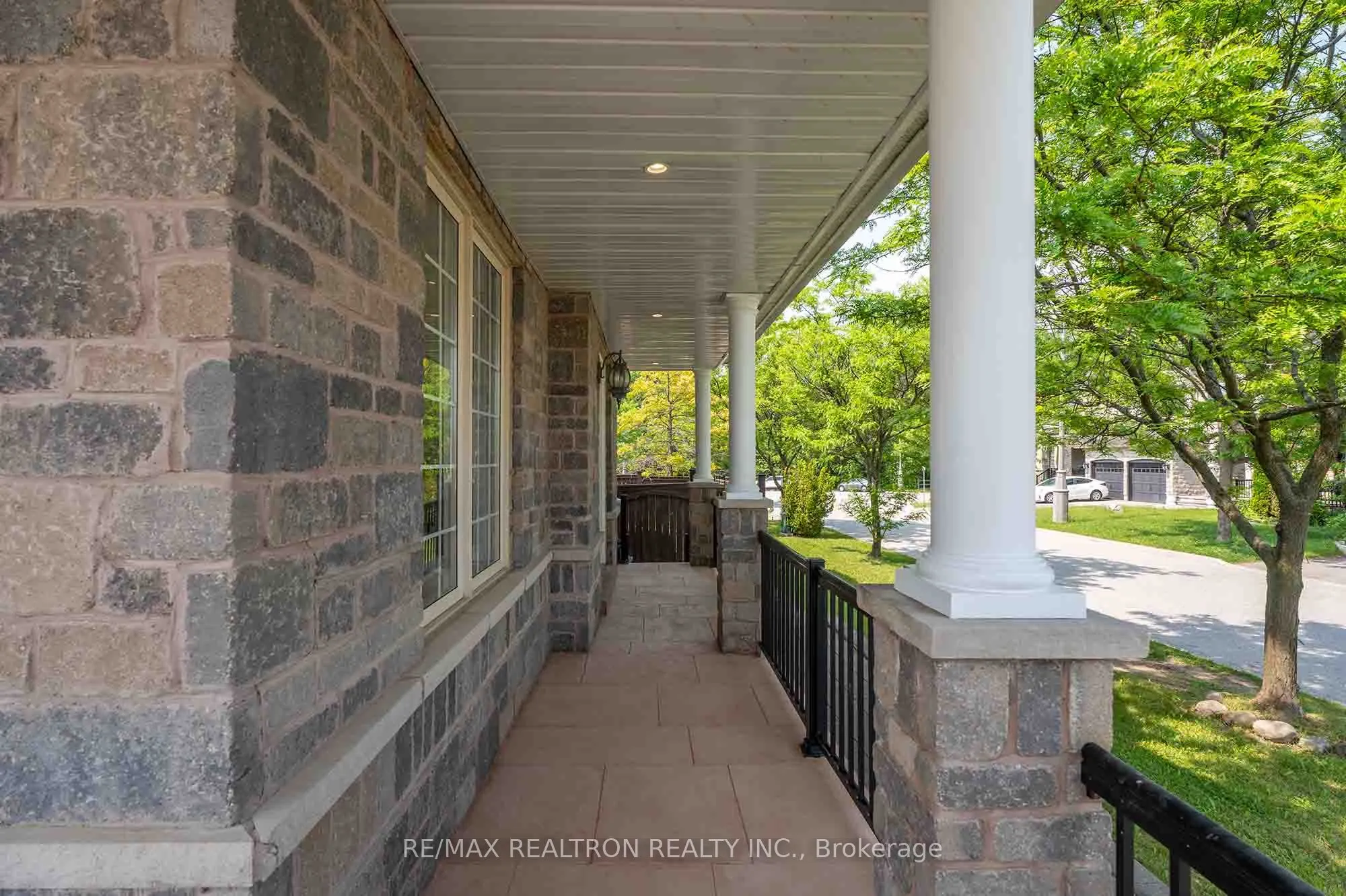 18 Augustine Avenue