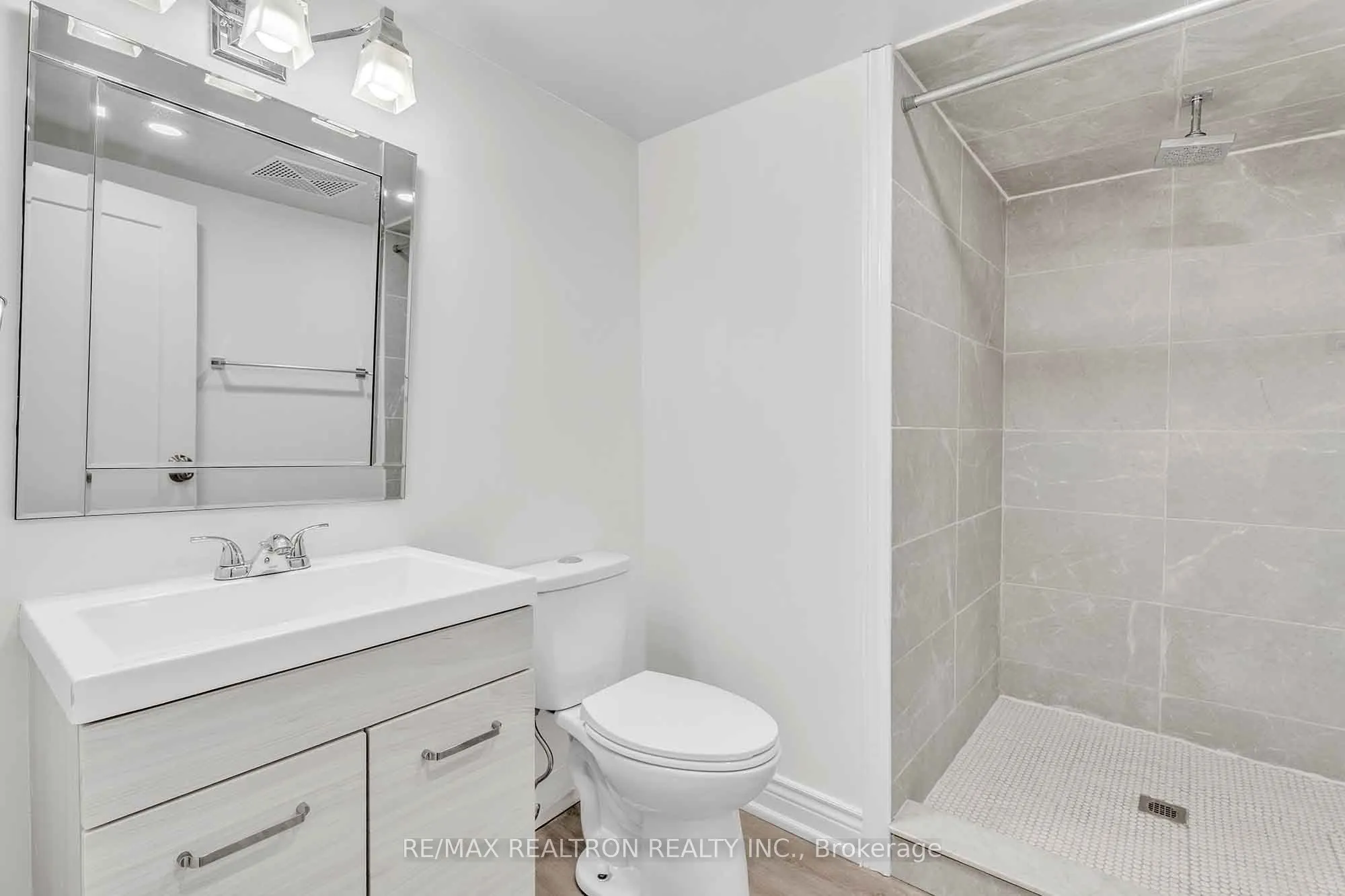18 Augustine Avenue
