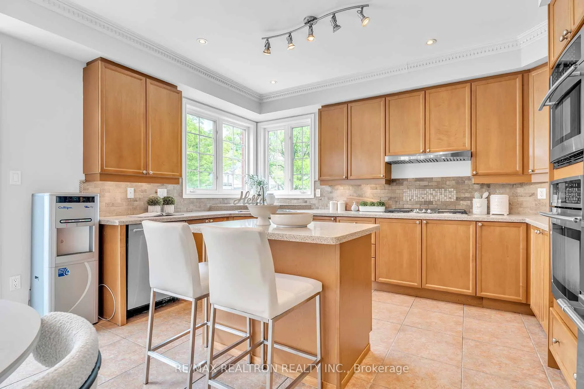 18 Augustine Avenue