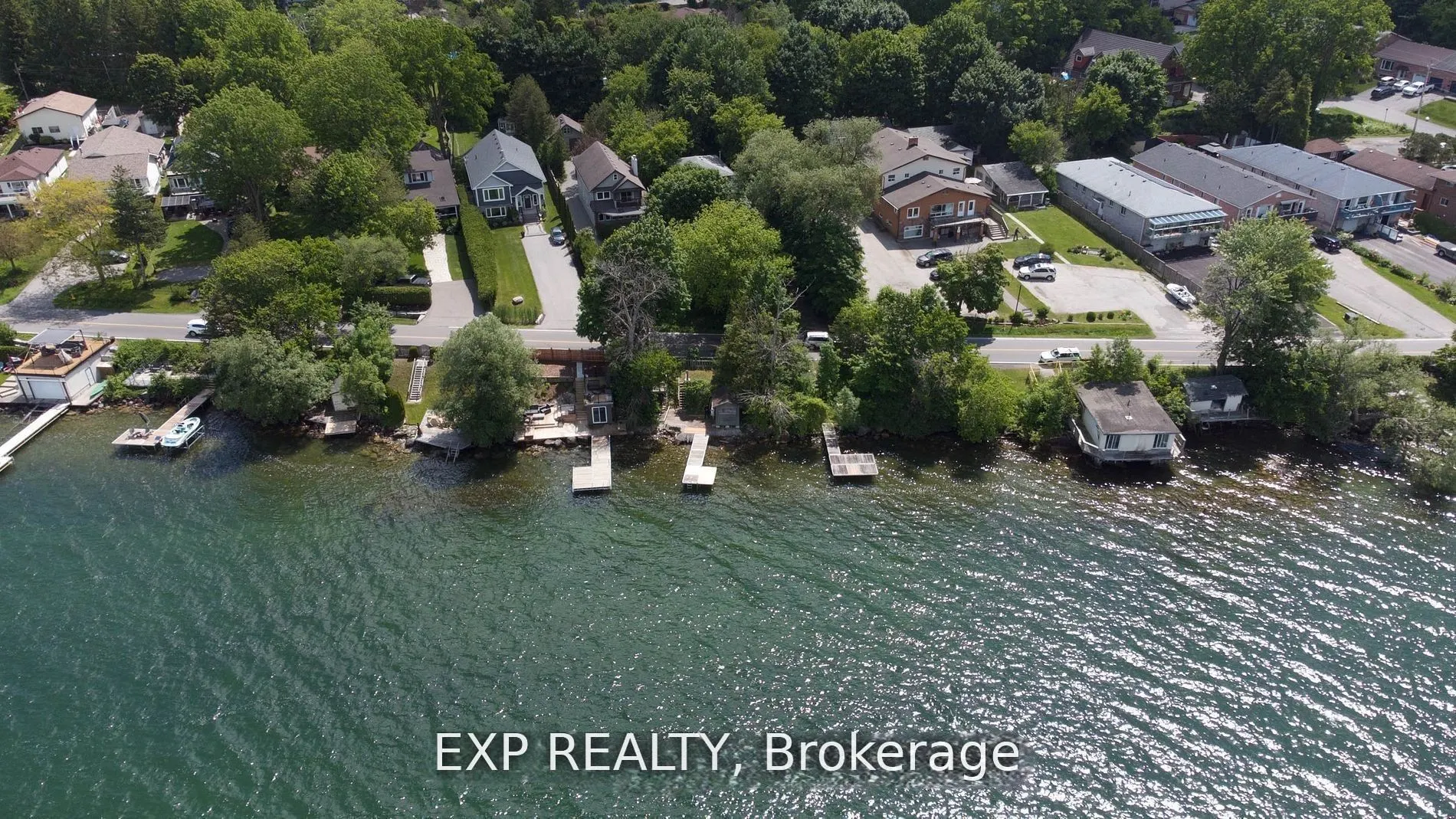 127 Lake Drive N