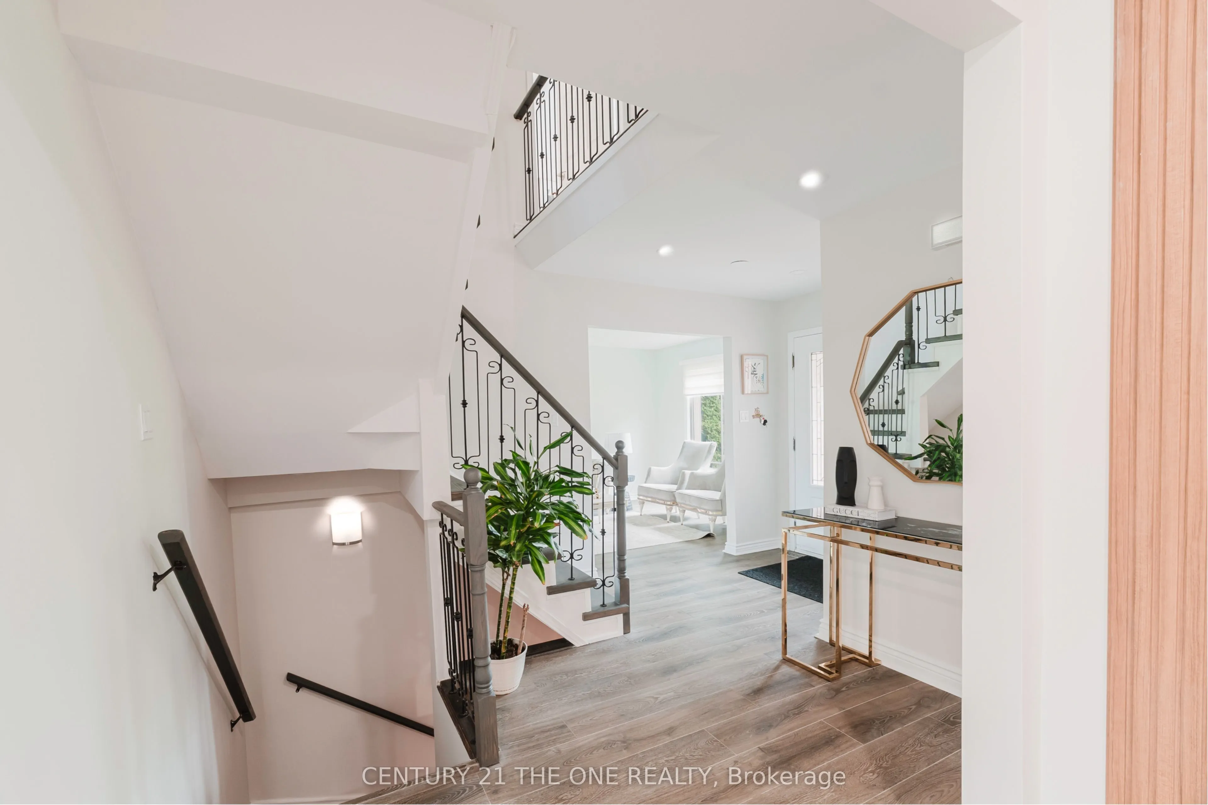 971 Leslie Valley Drive