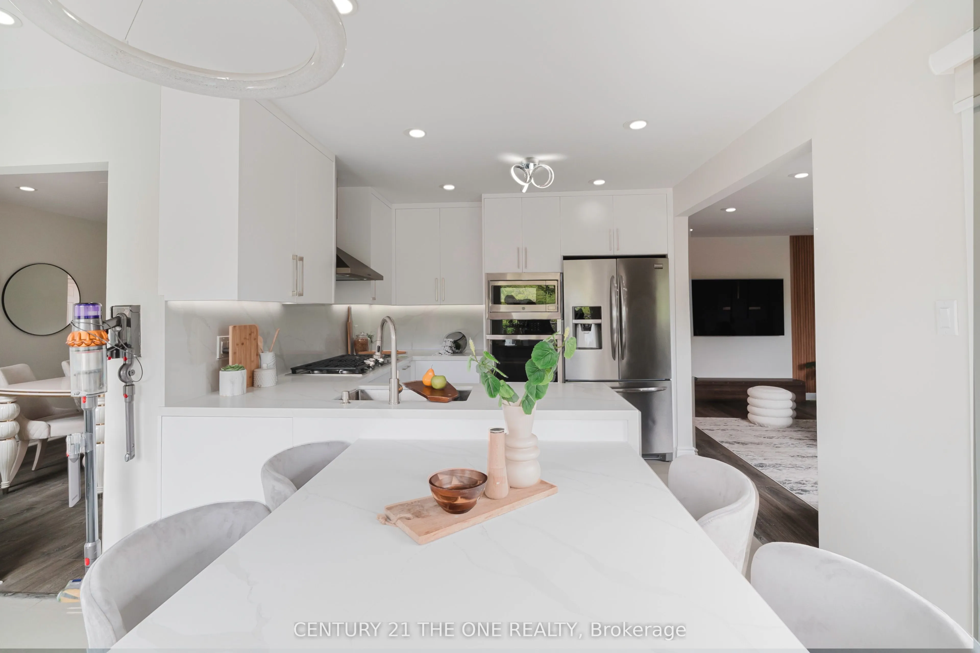 971 Leslie Valley Drive
