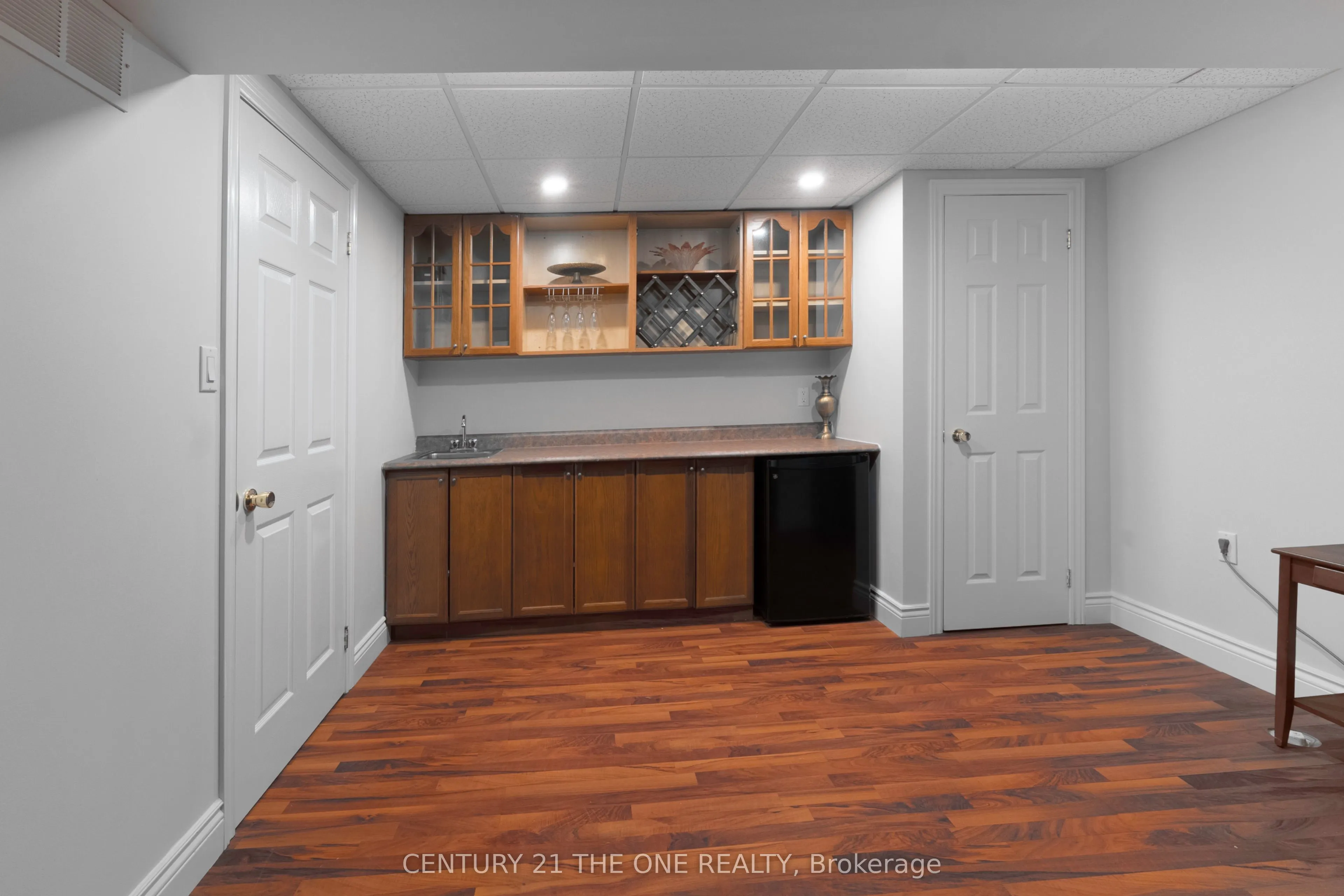 971 Leslie Valley Drive