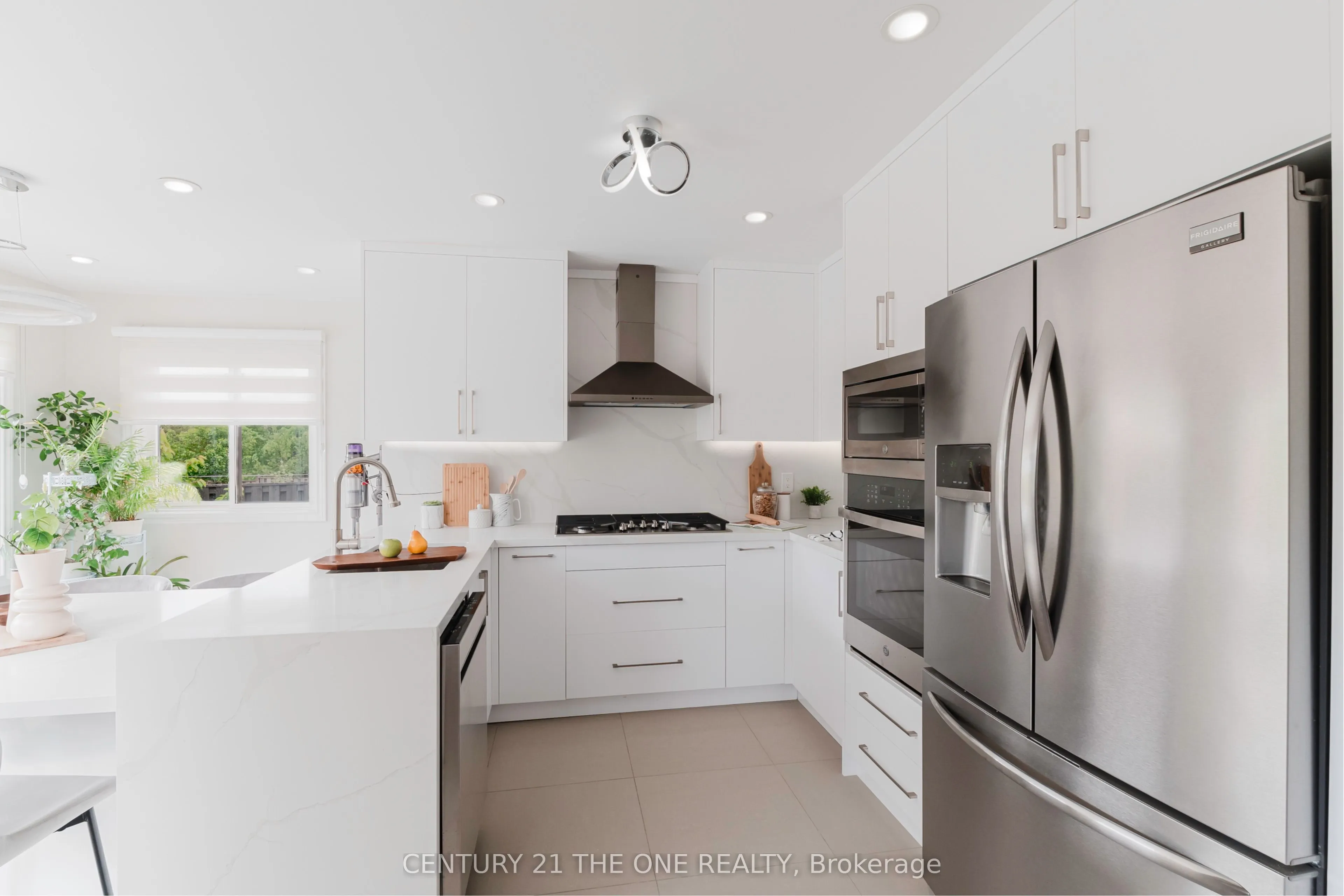 971 Leslie Valley Drive