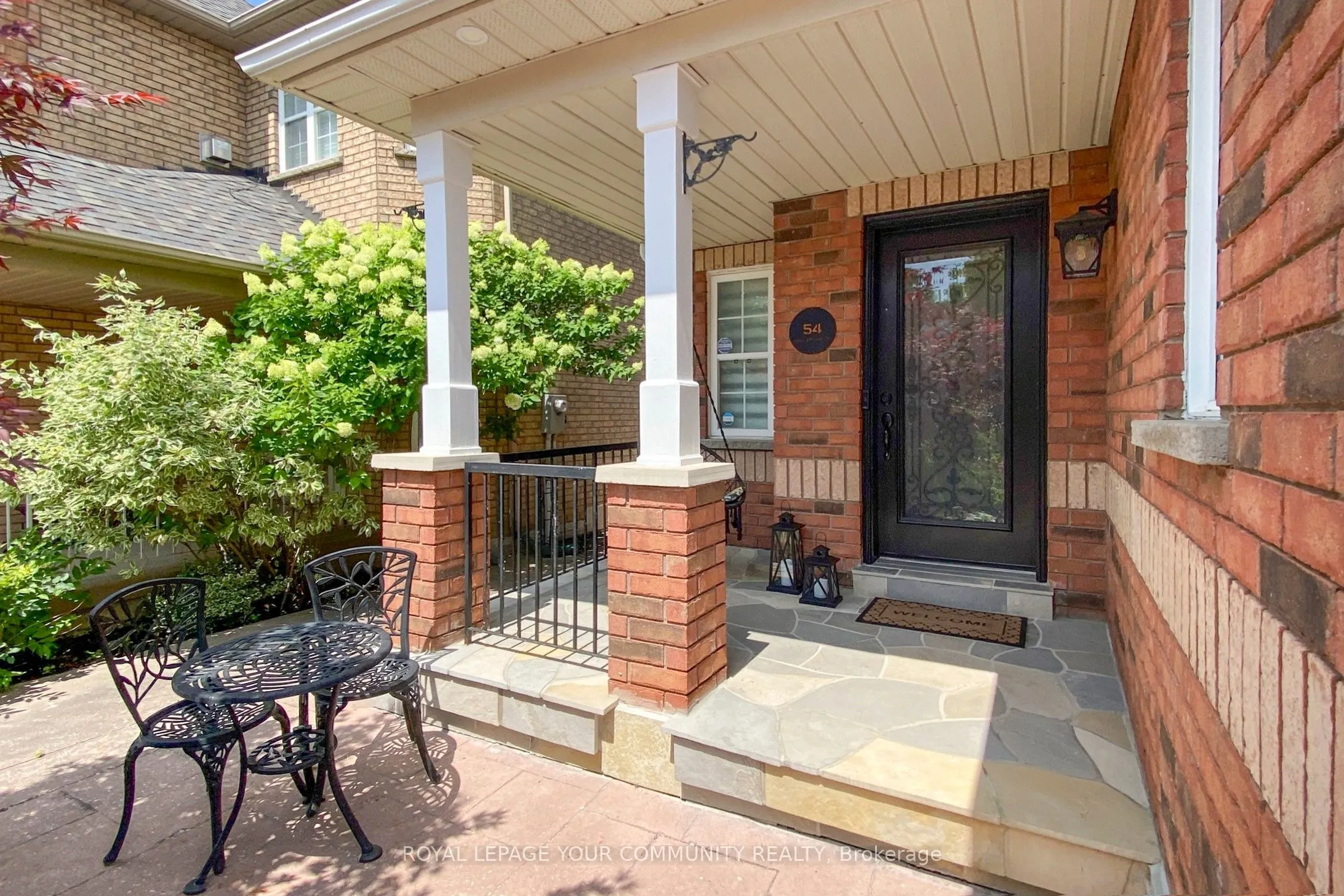 54 English Oak Drive