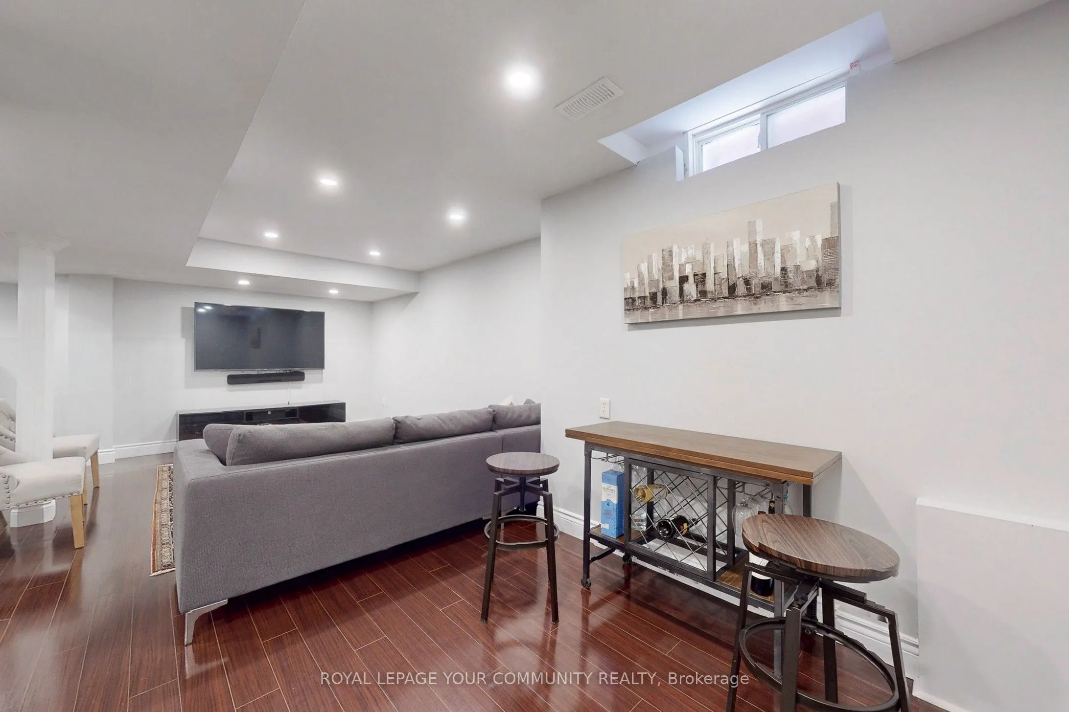 54 English Oak Drive