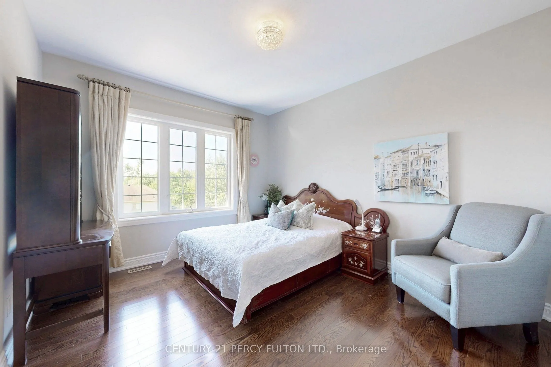 19 Sir Giancarlo Court