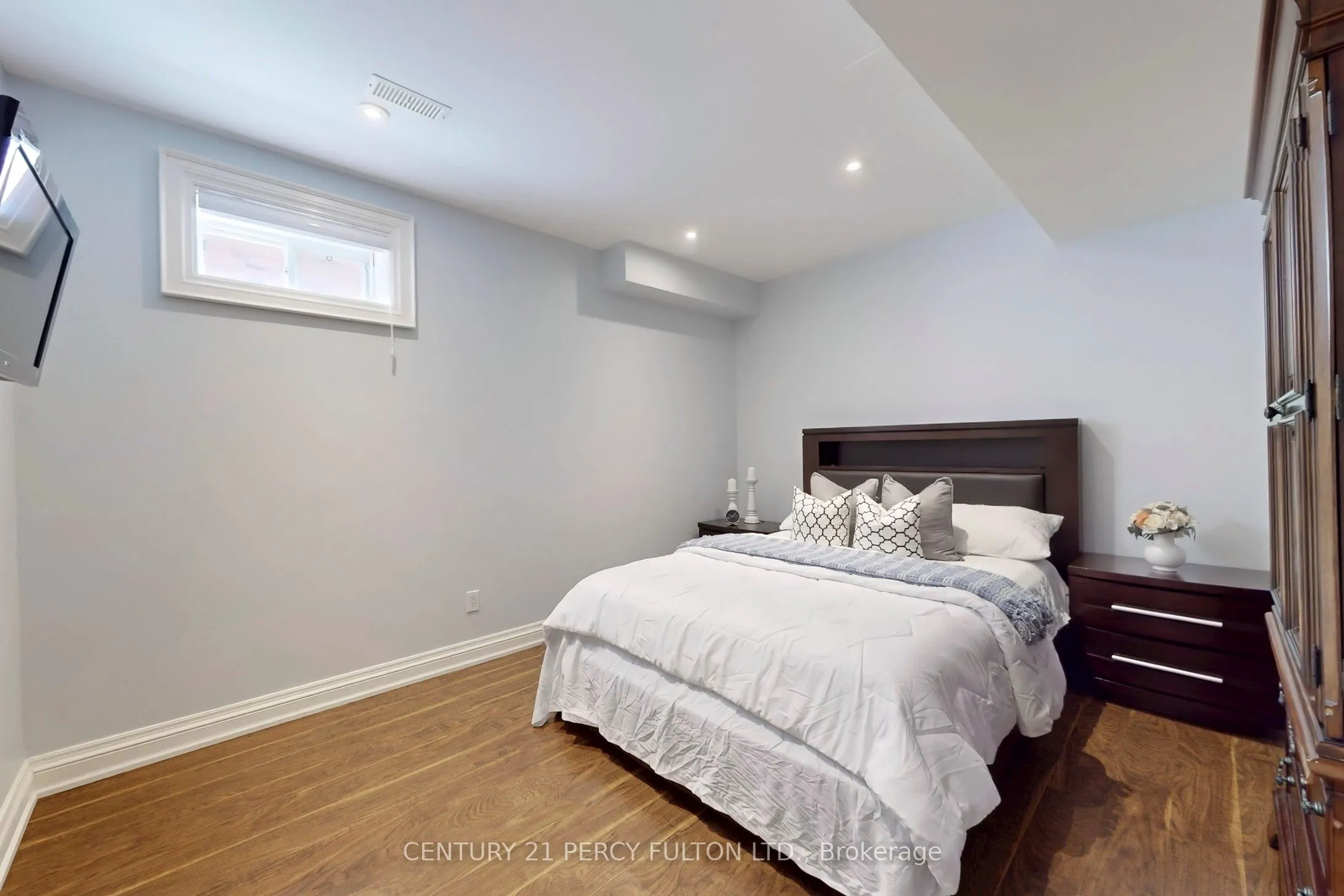 19 Sir Giancarlo Court