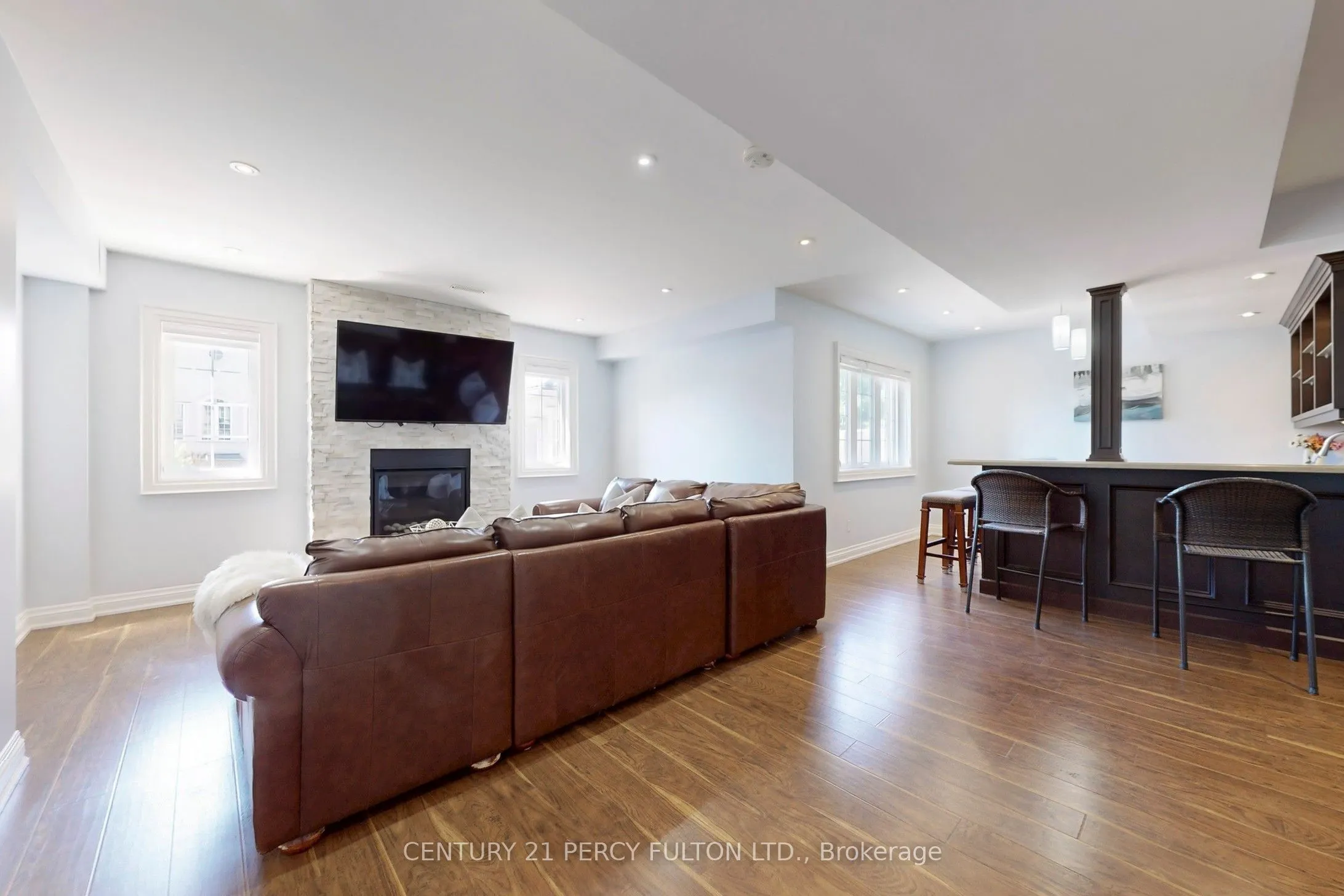 19 Sir Giancarlo Court