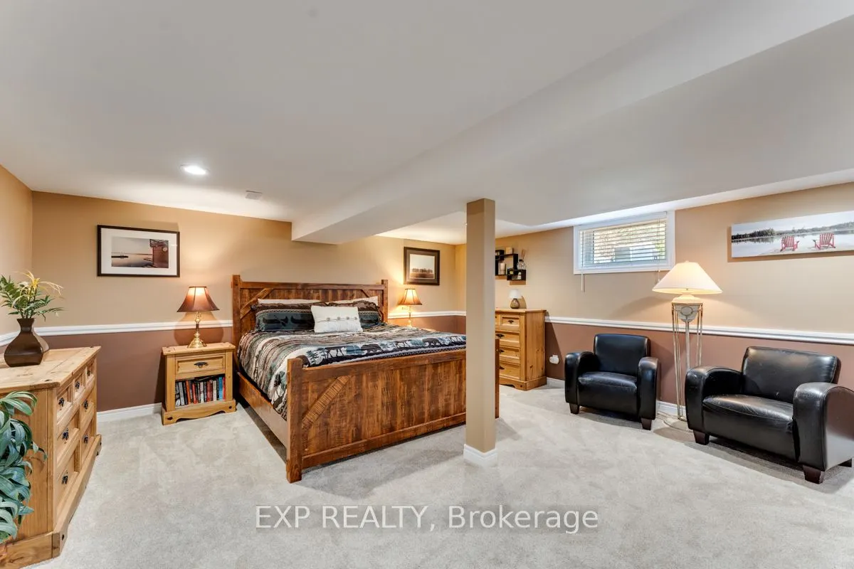 229 Lake Drive N