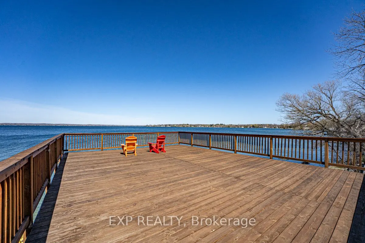 229 Lake Drive N