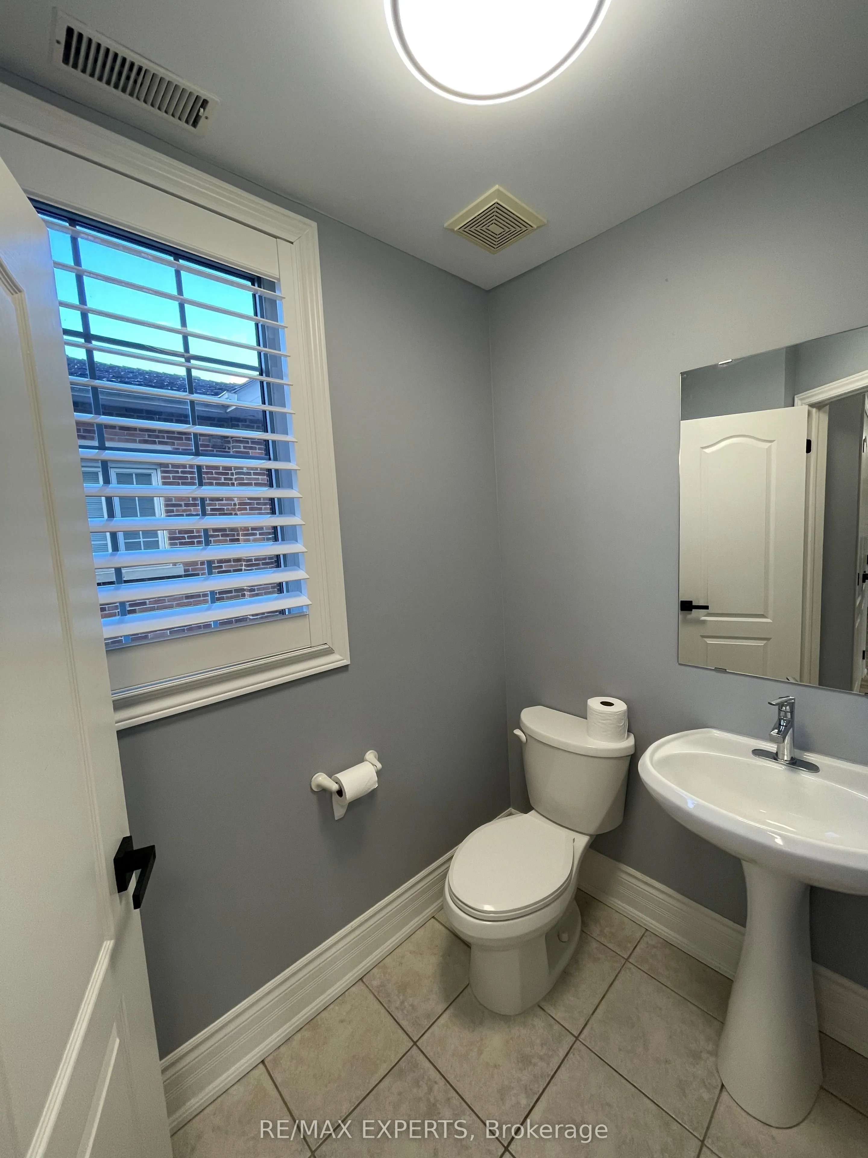 10472 Islington Avenue, #202