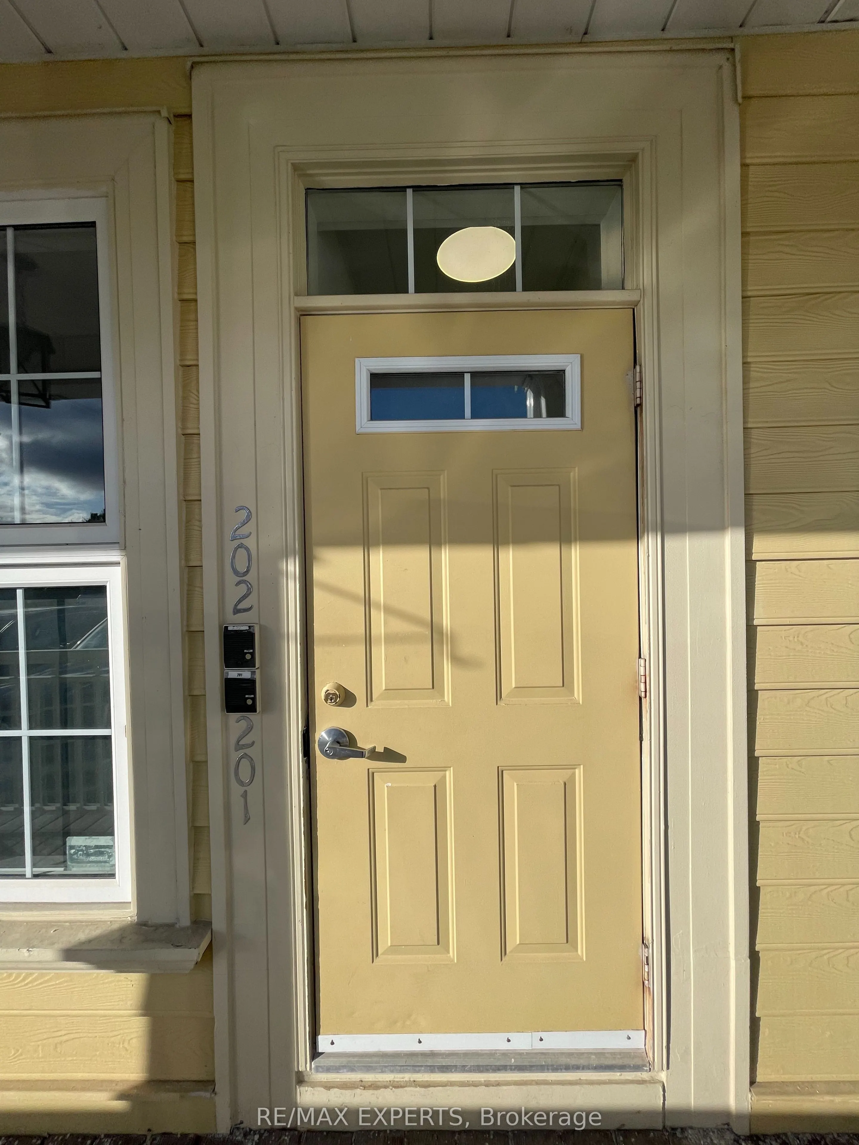 10472 Islington Avenue, #202