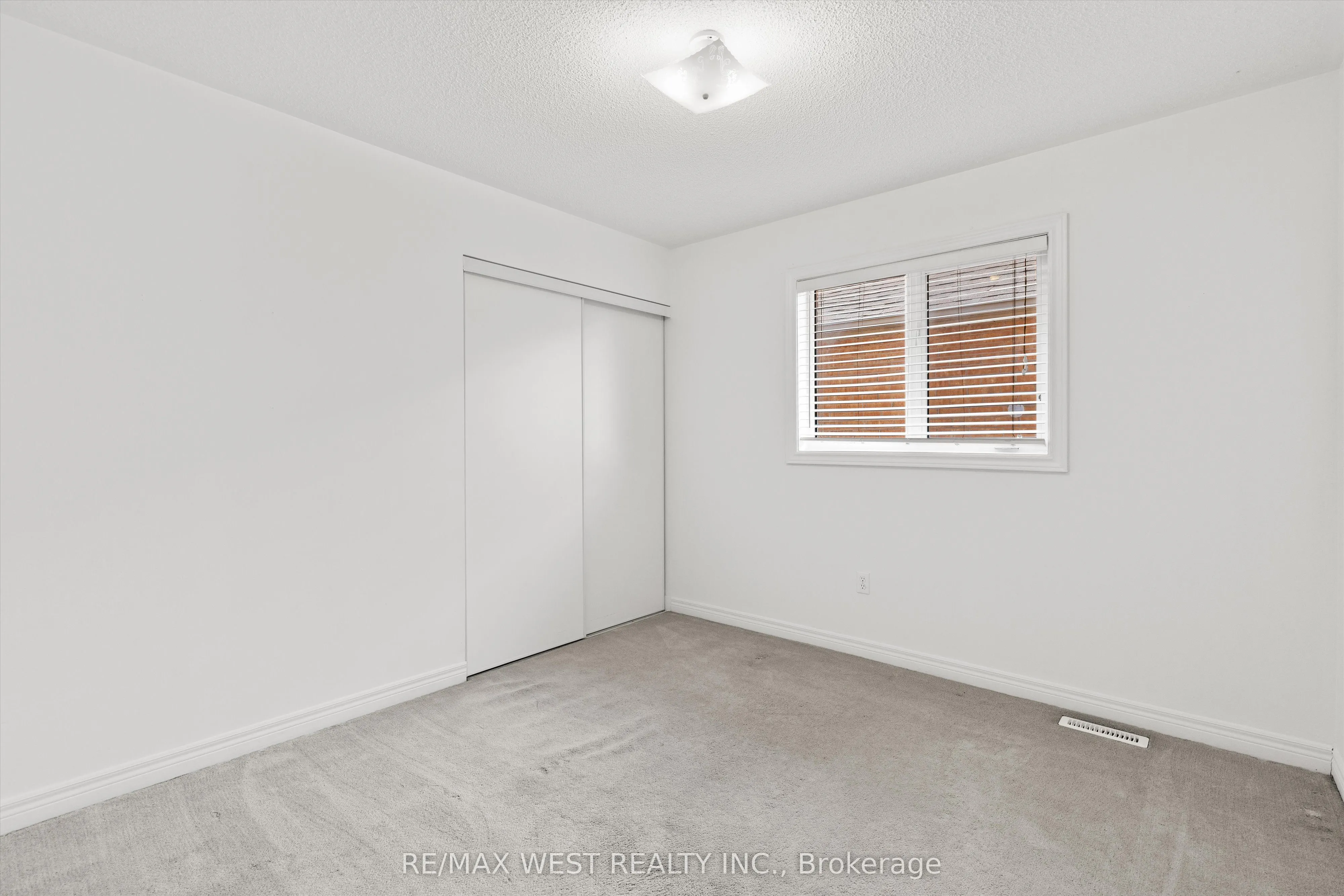370 Royalpark Way