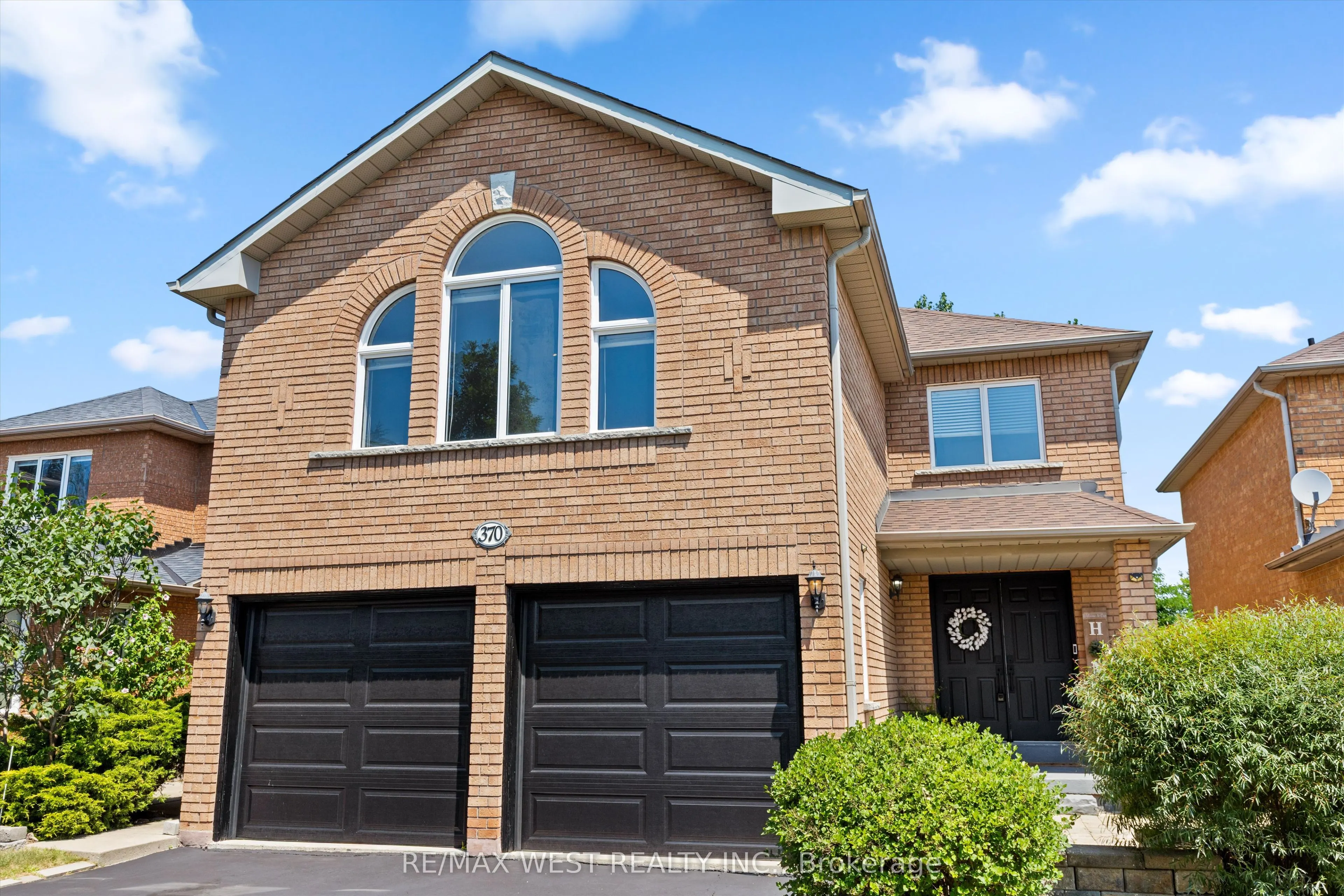 370 Royalpark Way