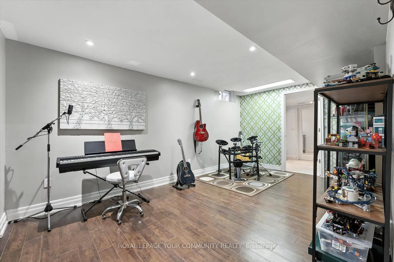 89 Nestor Crescent