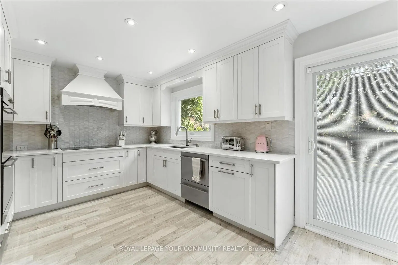 89 Nestor Crescent