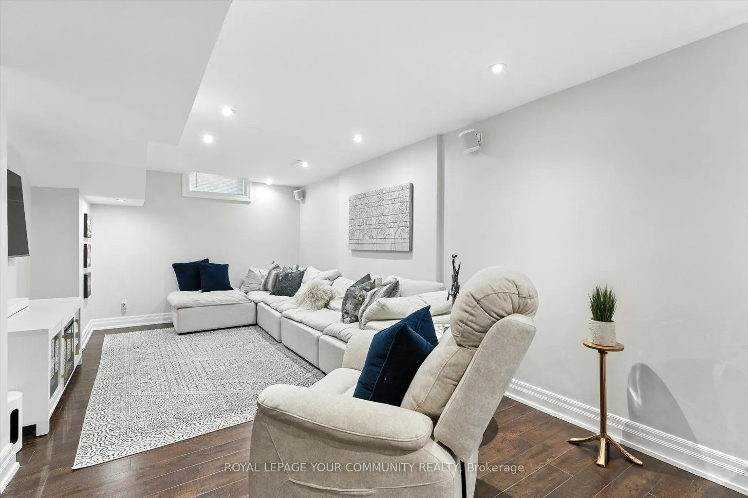 89 Nestor Crescent