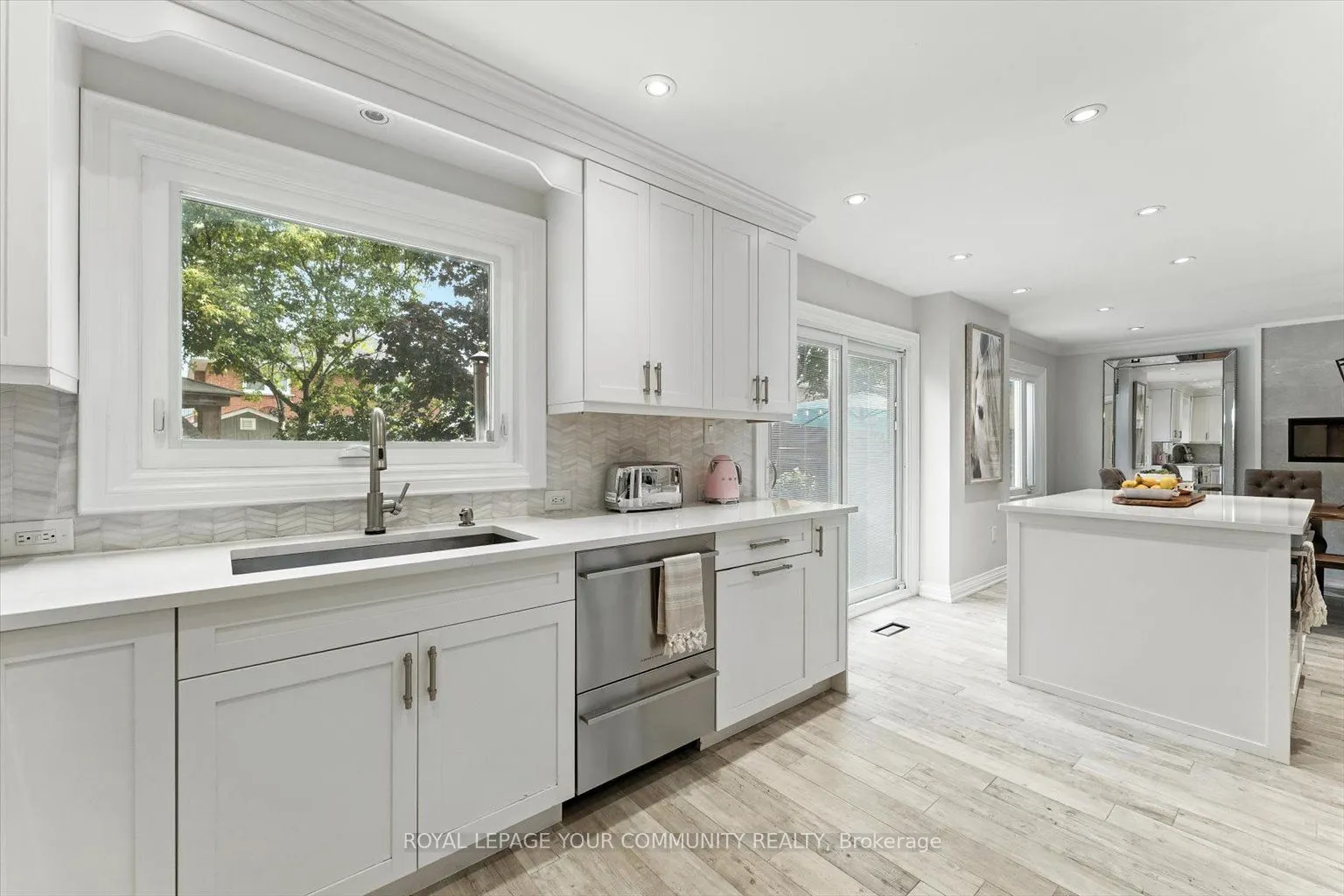 89 Nestor Crescent