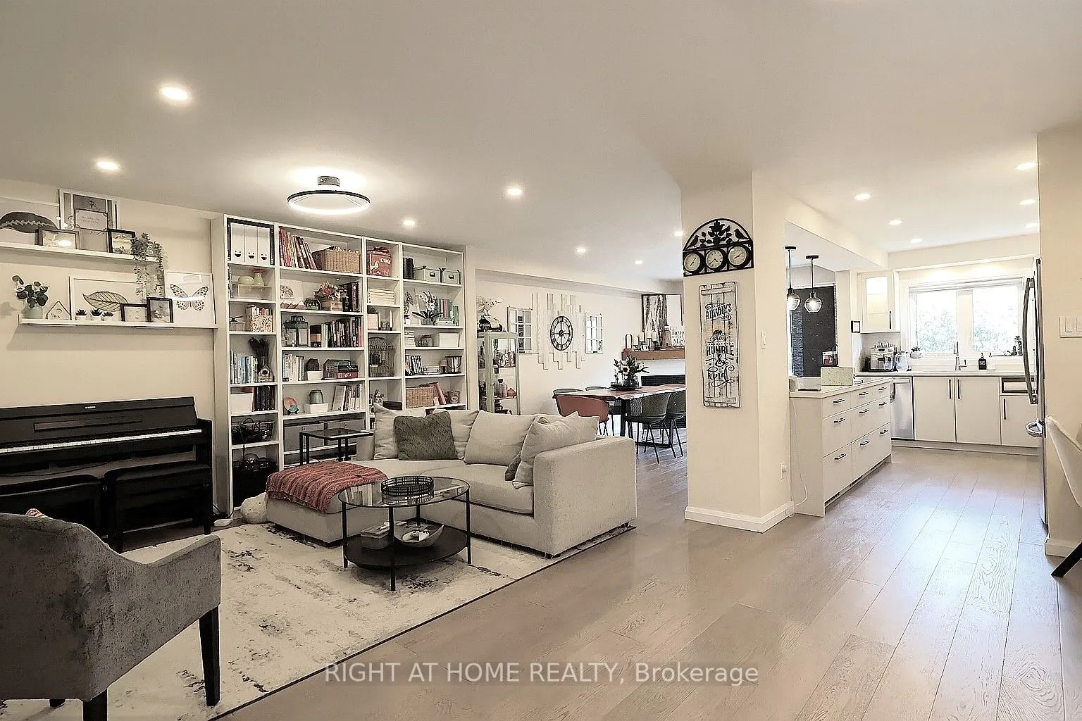 9 Gianmarco Way