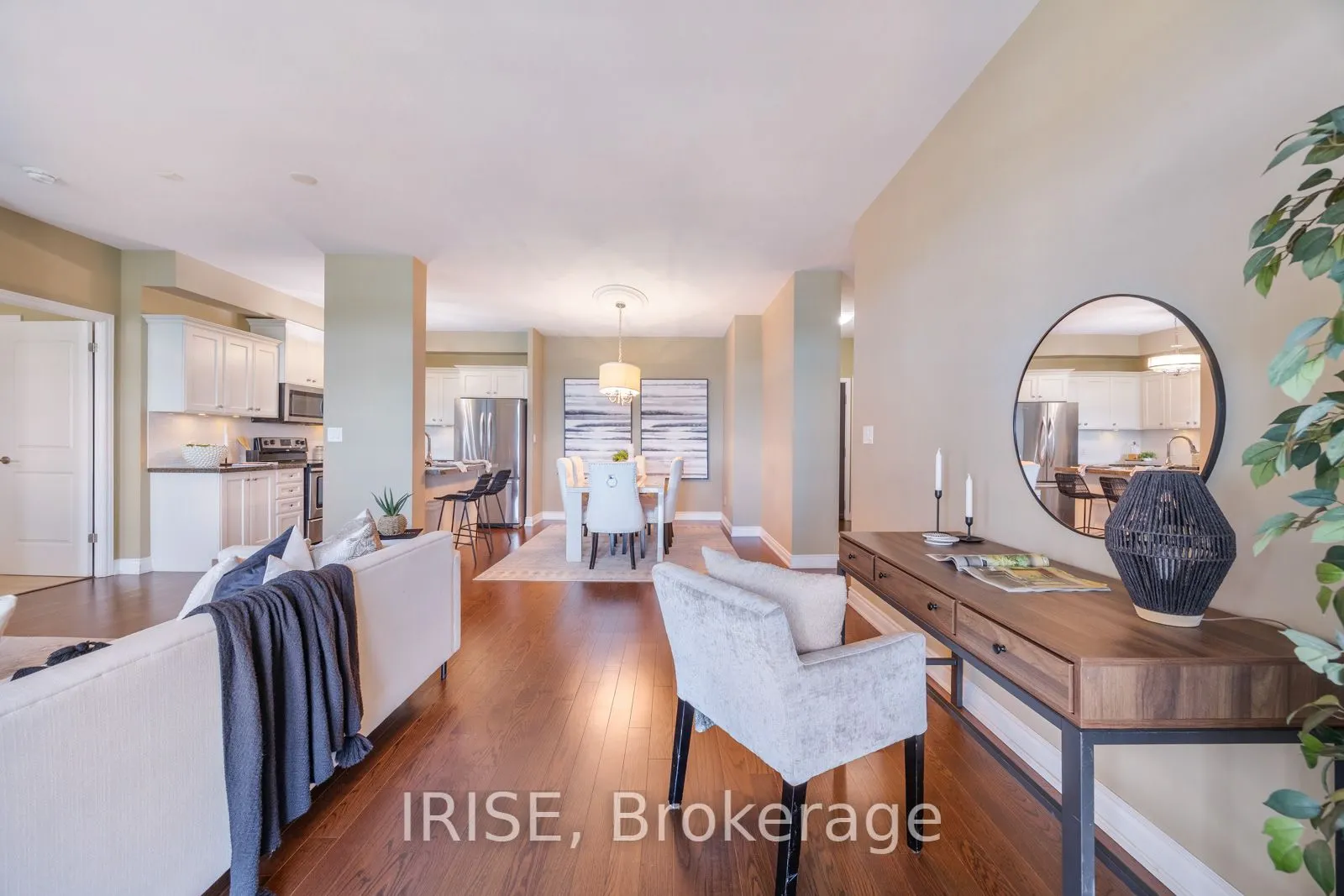 281 Woodbridge Avenue, #521