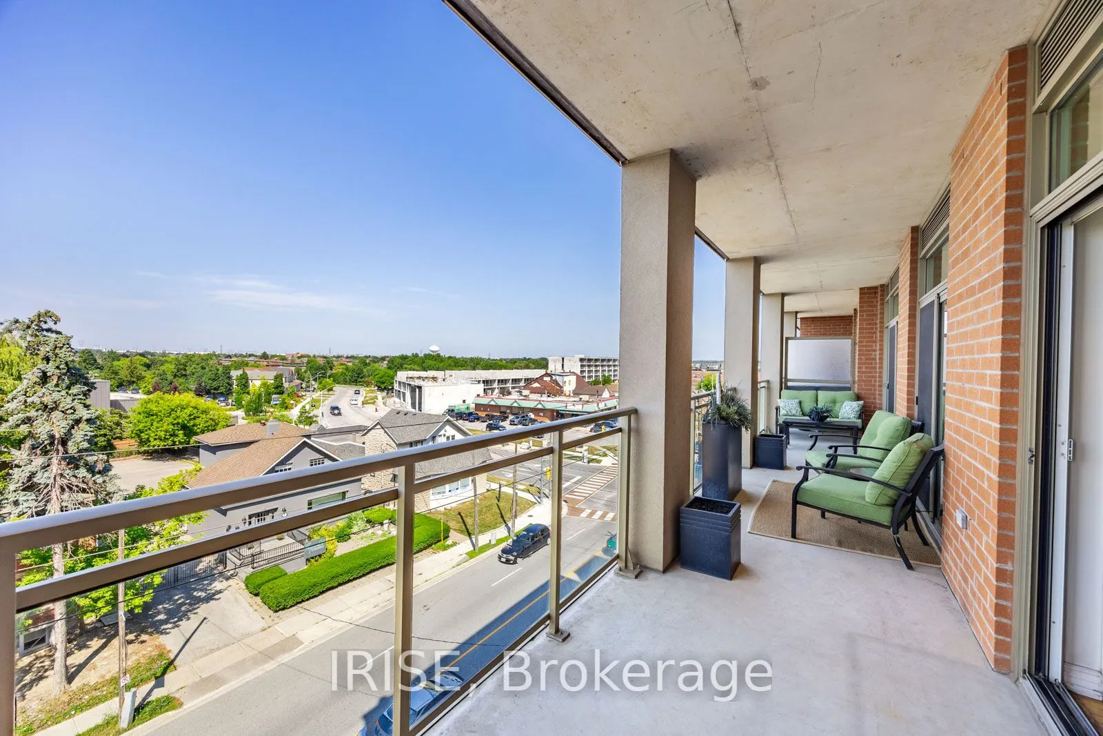 281 Woodbridge Avenue, #521