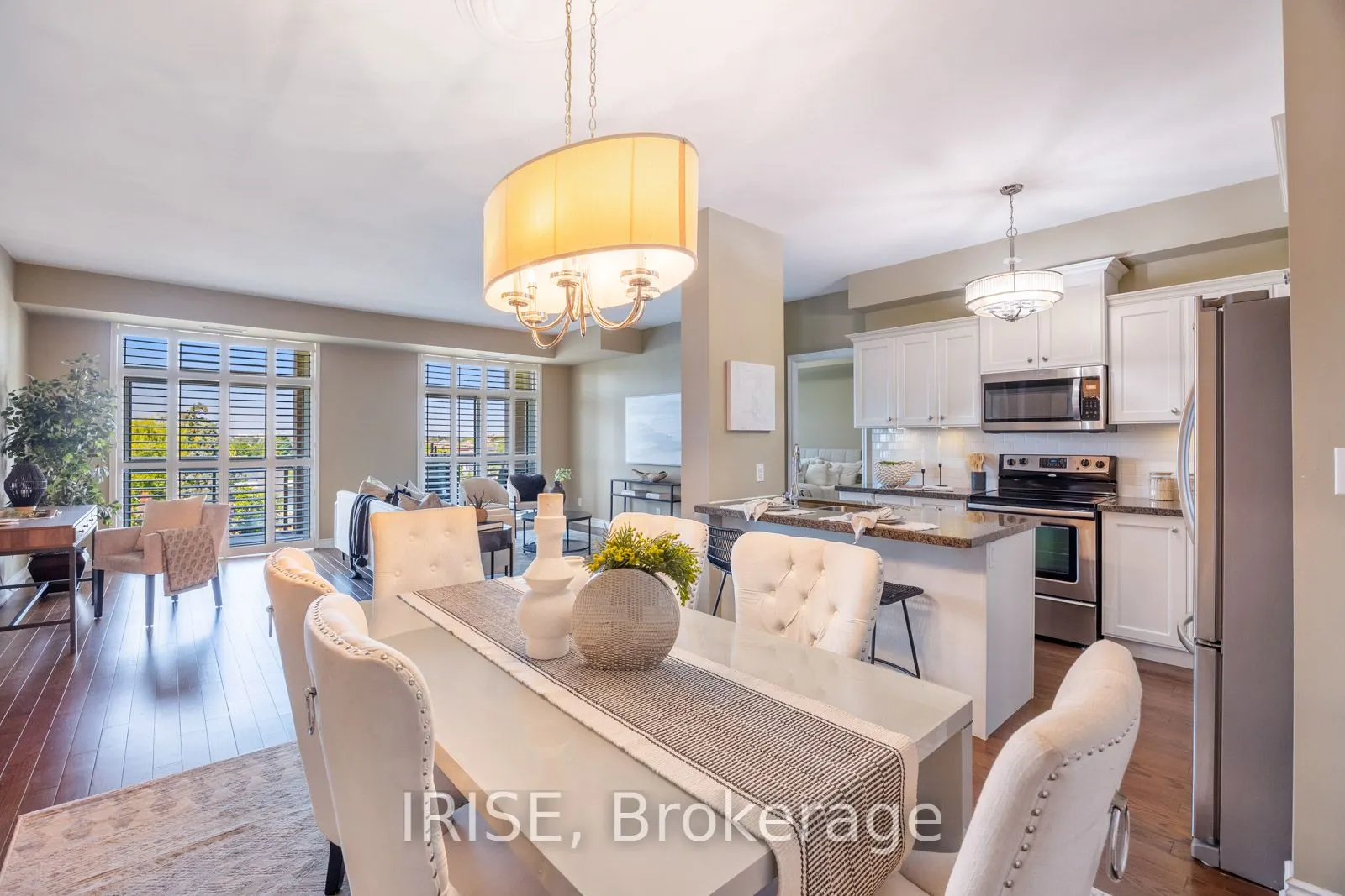 281 Woodbridge Avenue, #521