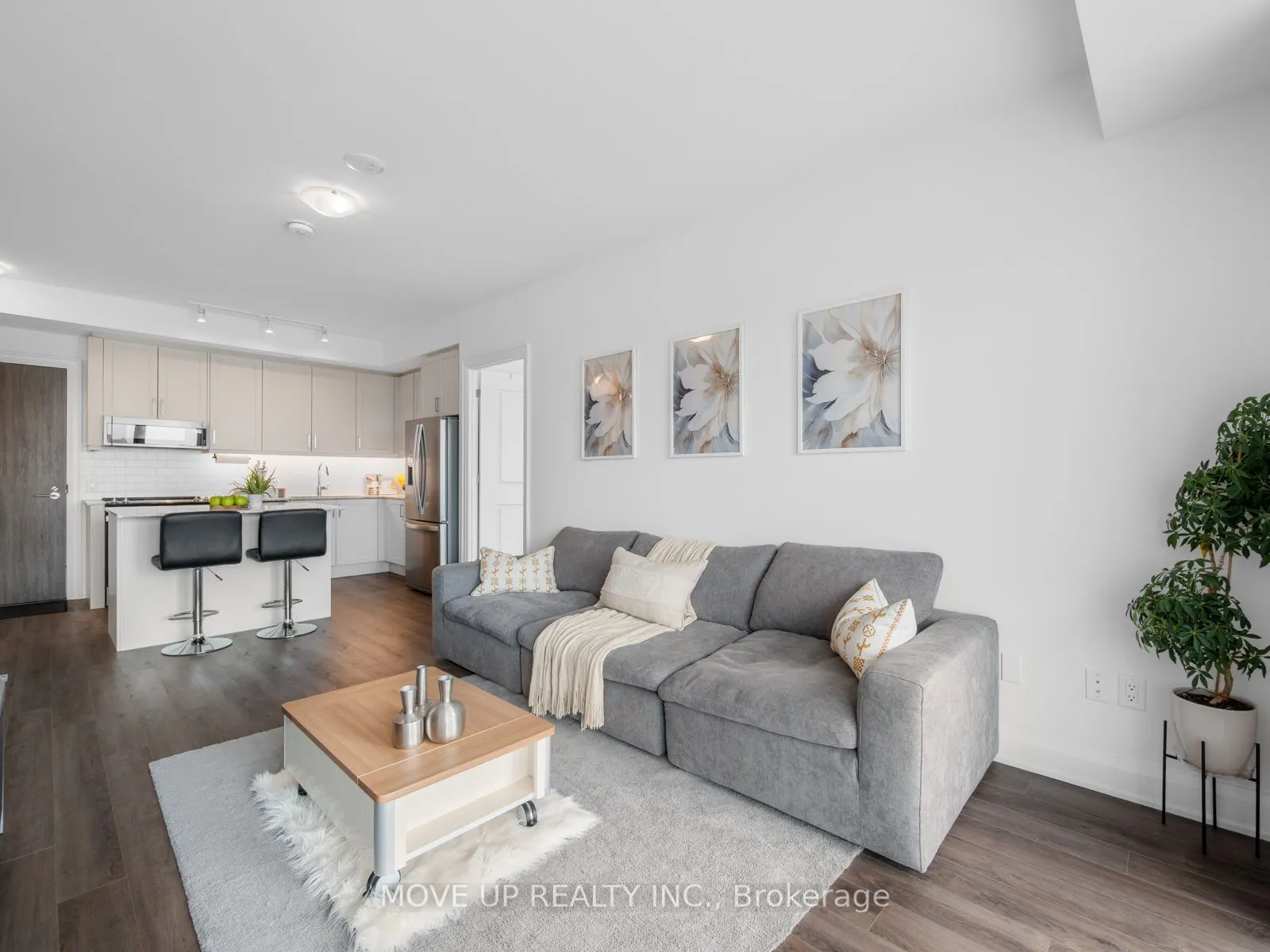 10 Gatineau Drive, #1103