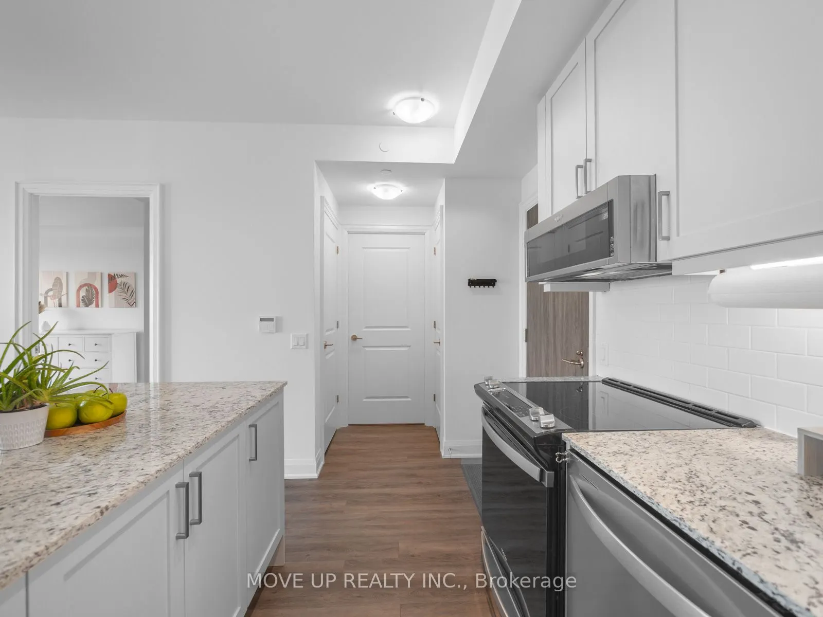 10 Gatineau Drive, #1103