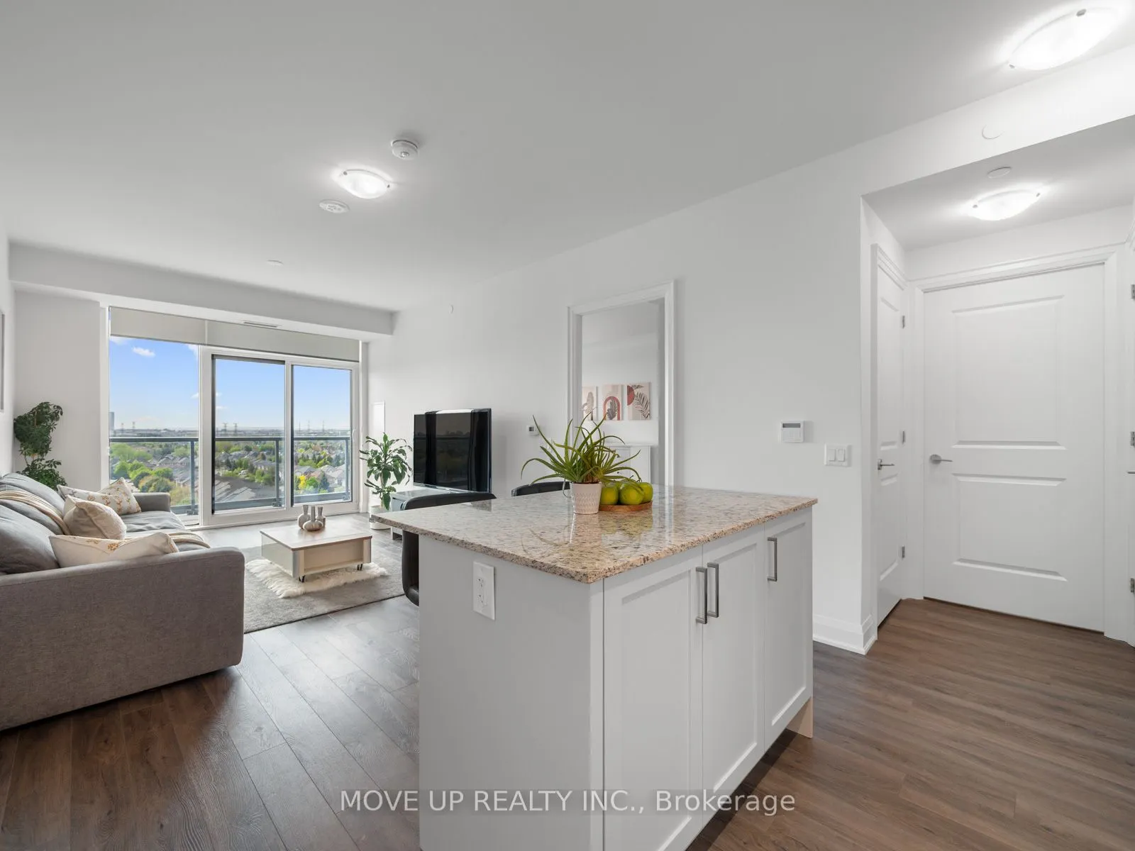 10 Gatineau Drive, #1103