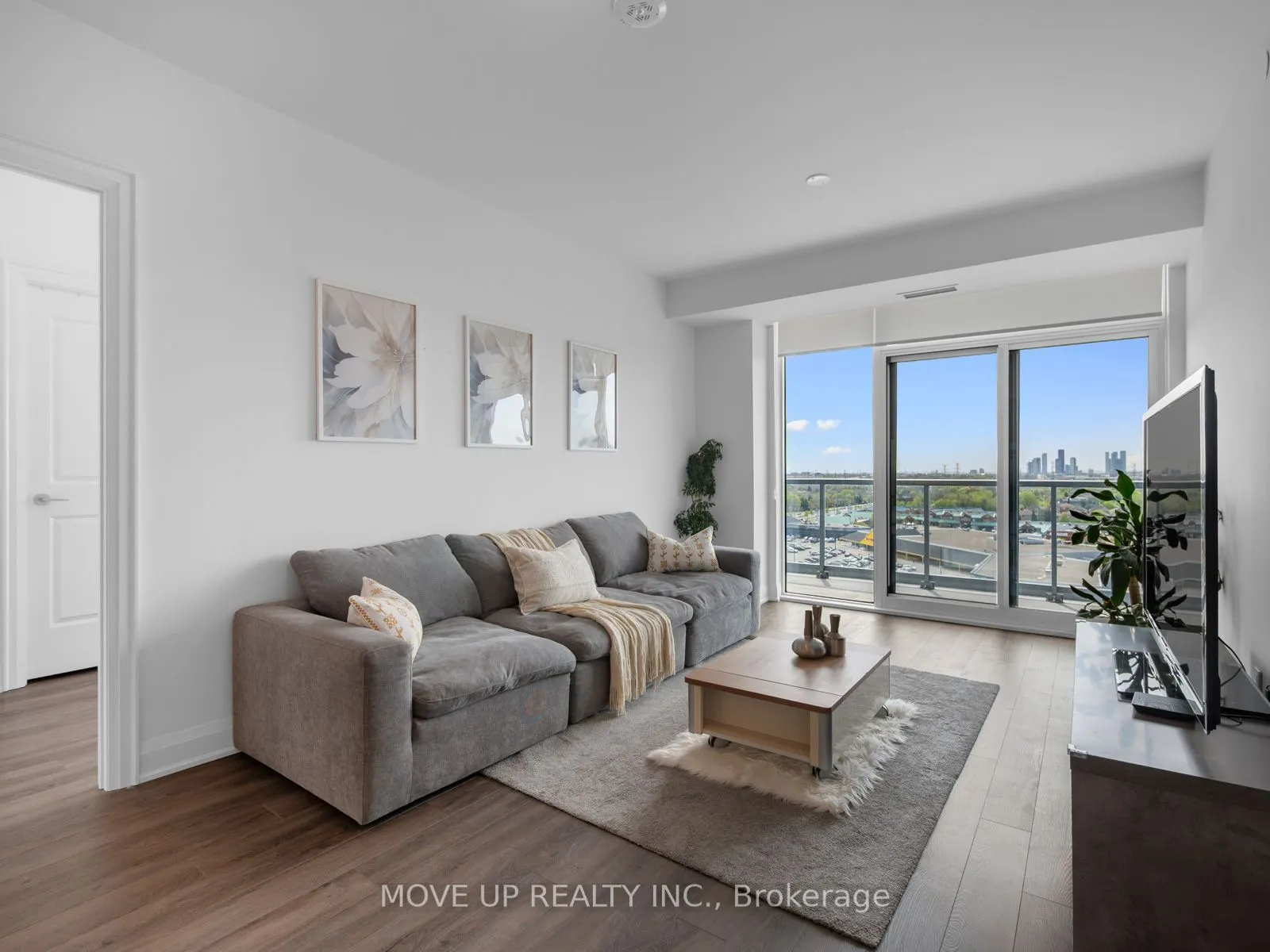 10 Gatineau Drive, #1103