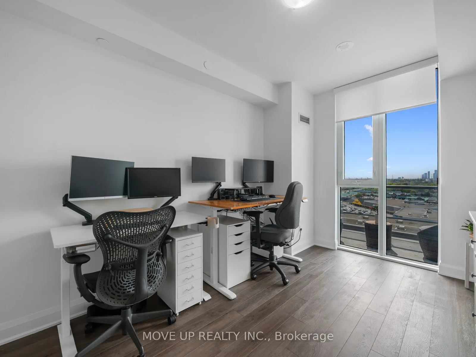 10 Gatineau Drive, #1103