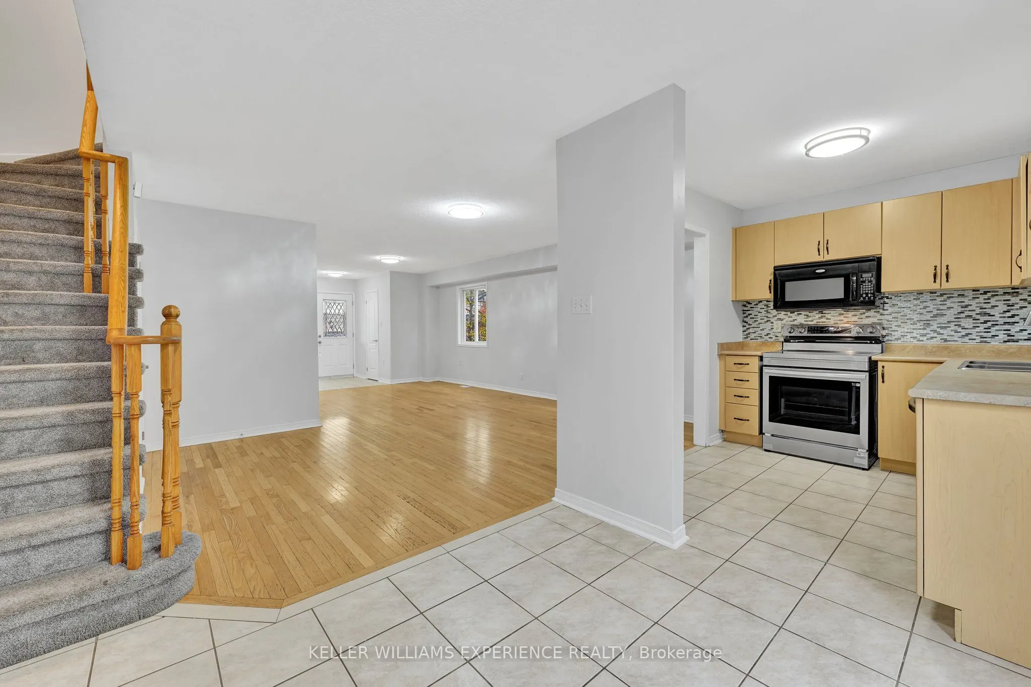 27 Admiral Crescent