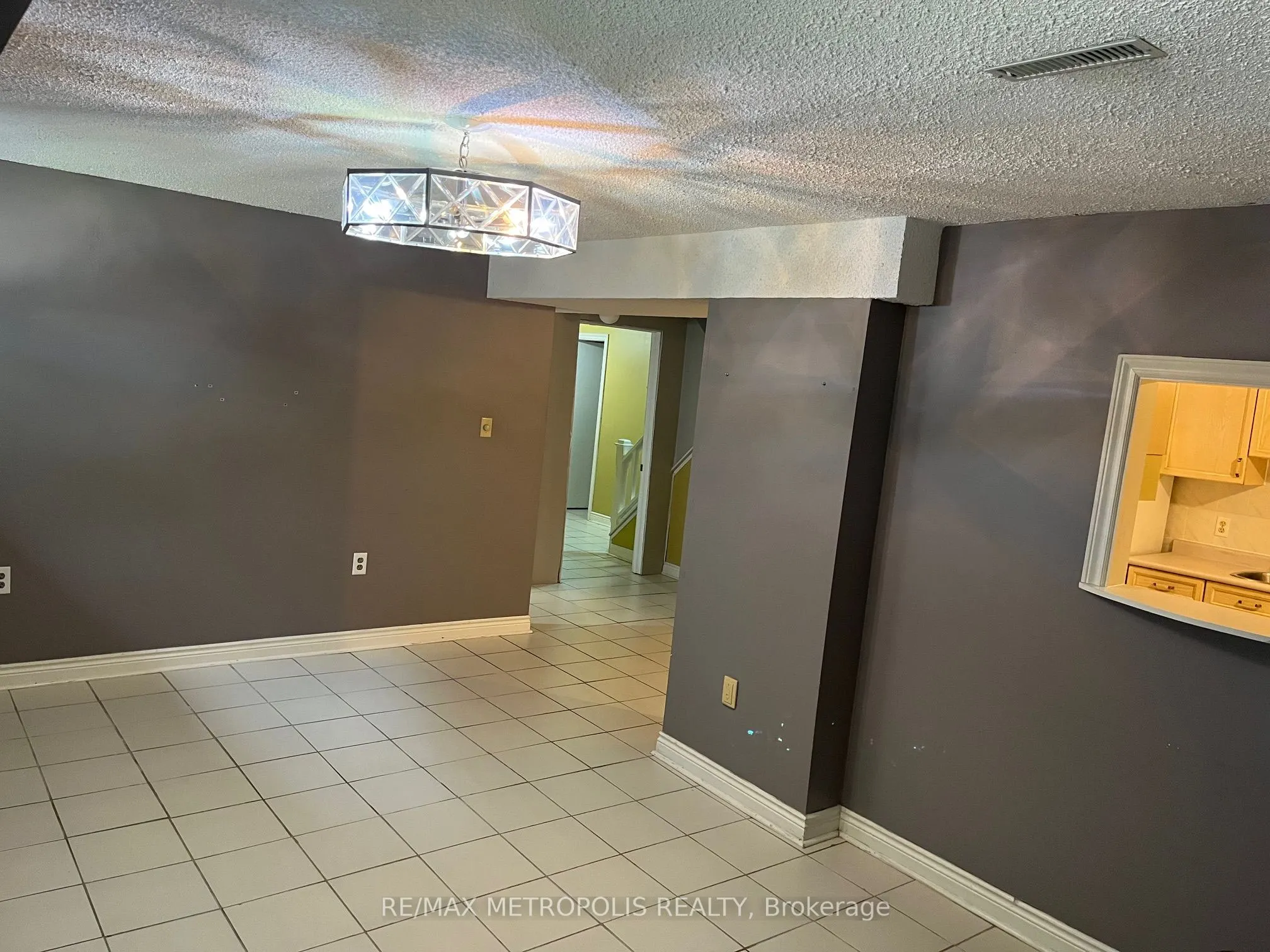 99 Tulip Street, #Bsmt