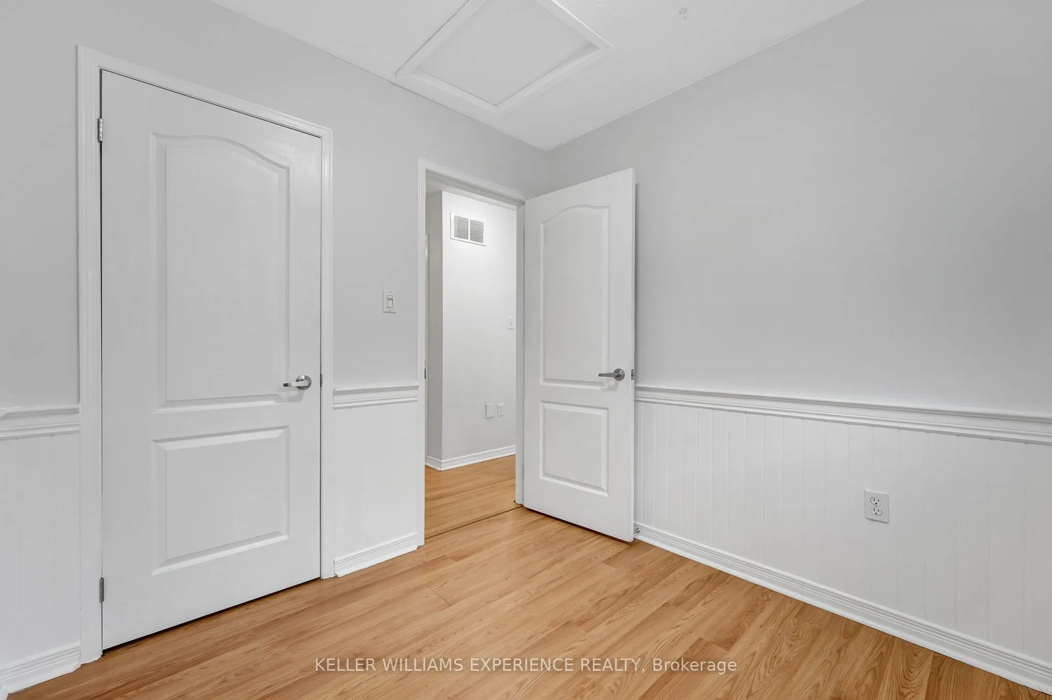 27 Admiral Crescent