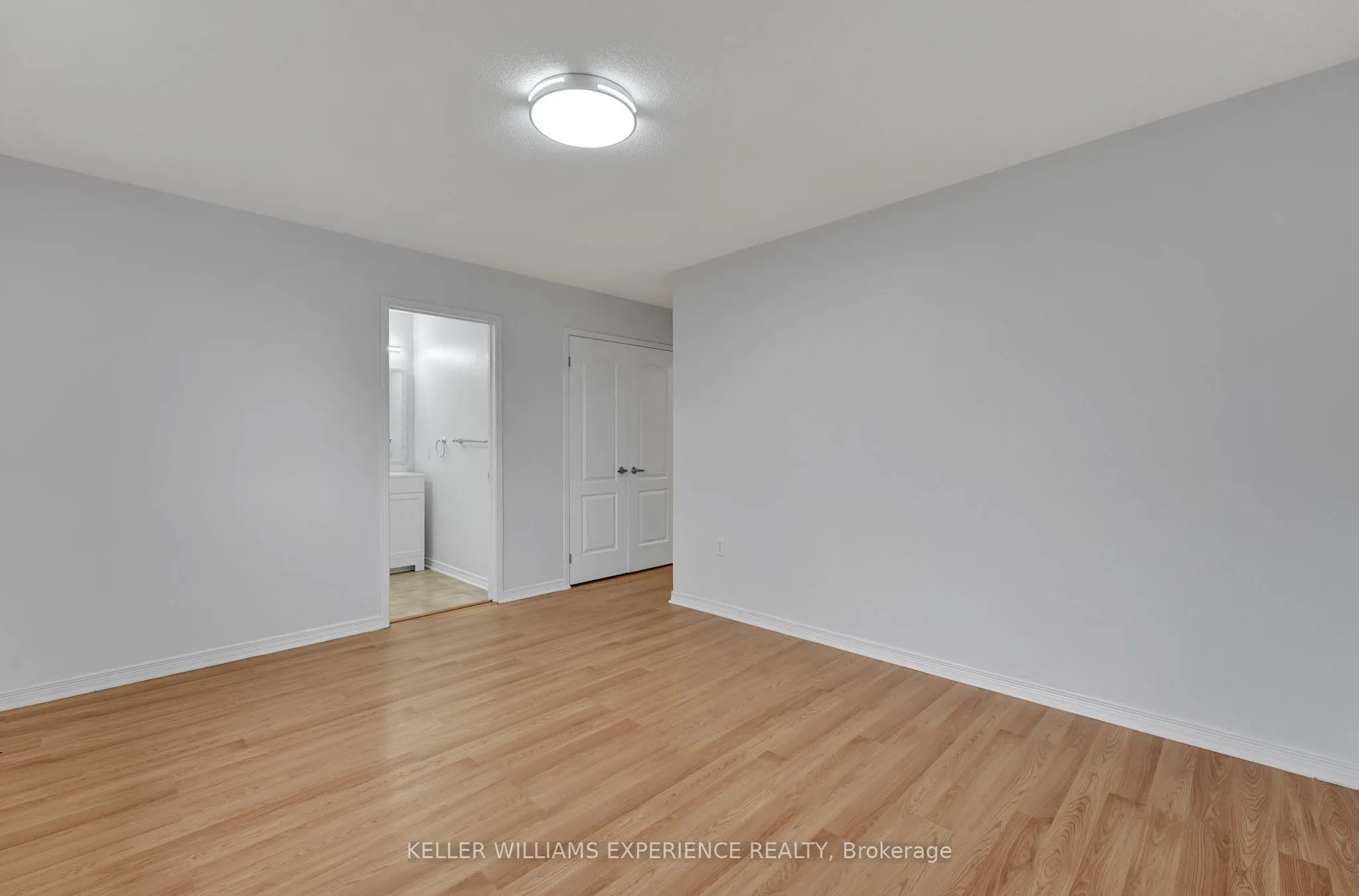 27 Admiral Crescent