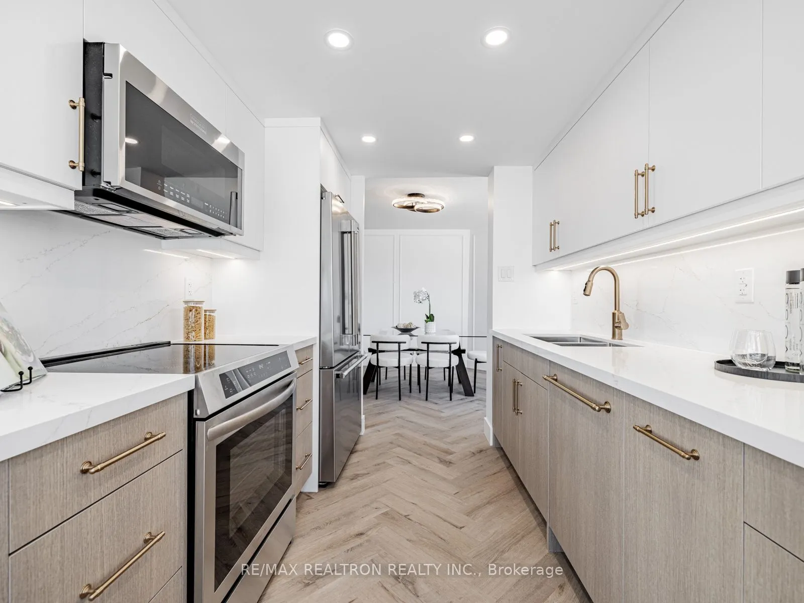 7420 Bathurst Street N, #1611
