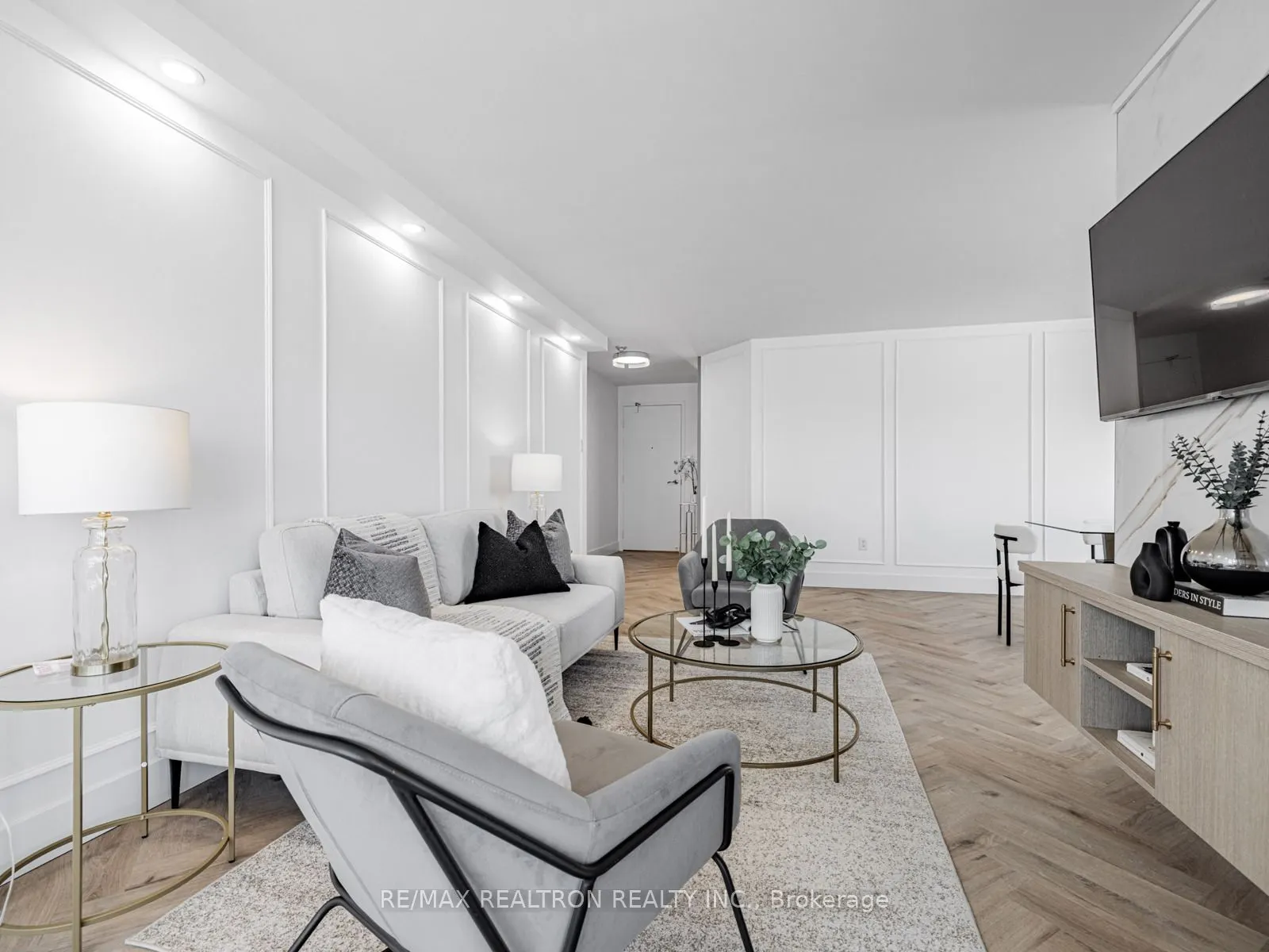 7420 Bathurst Street N, #1611