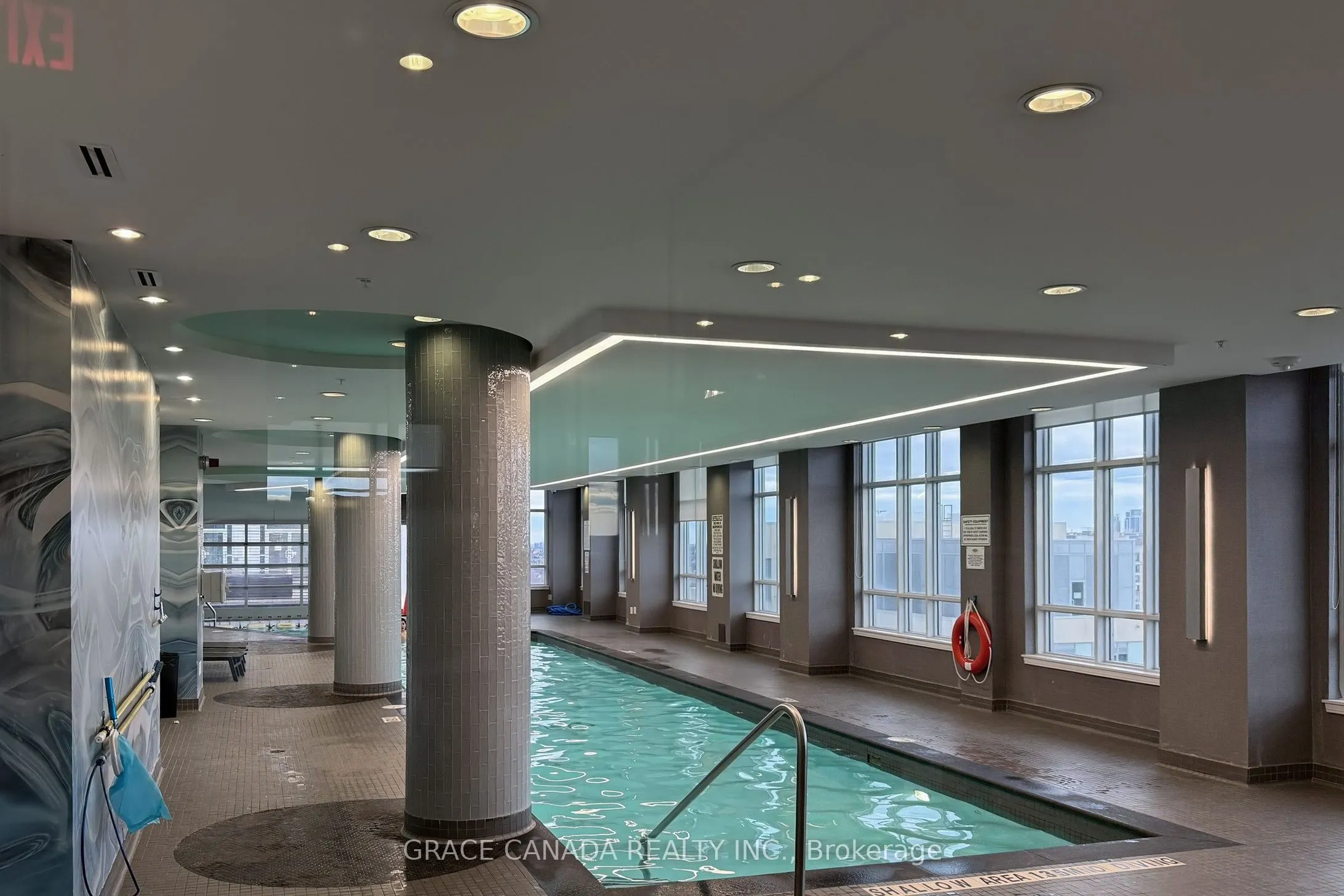 9205 Yonge Street, #409