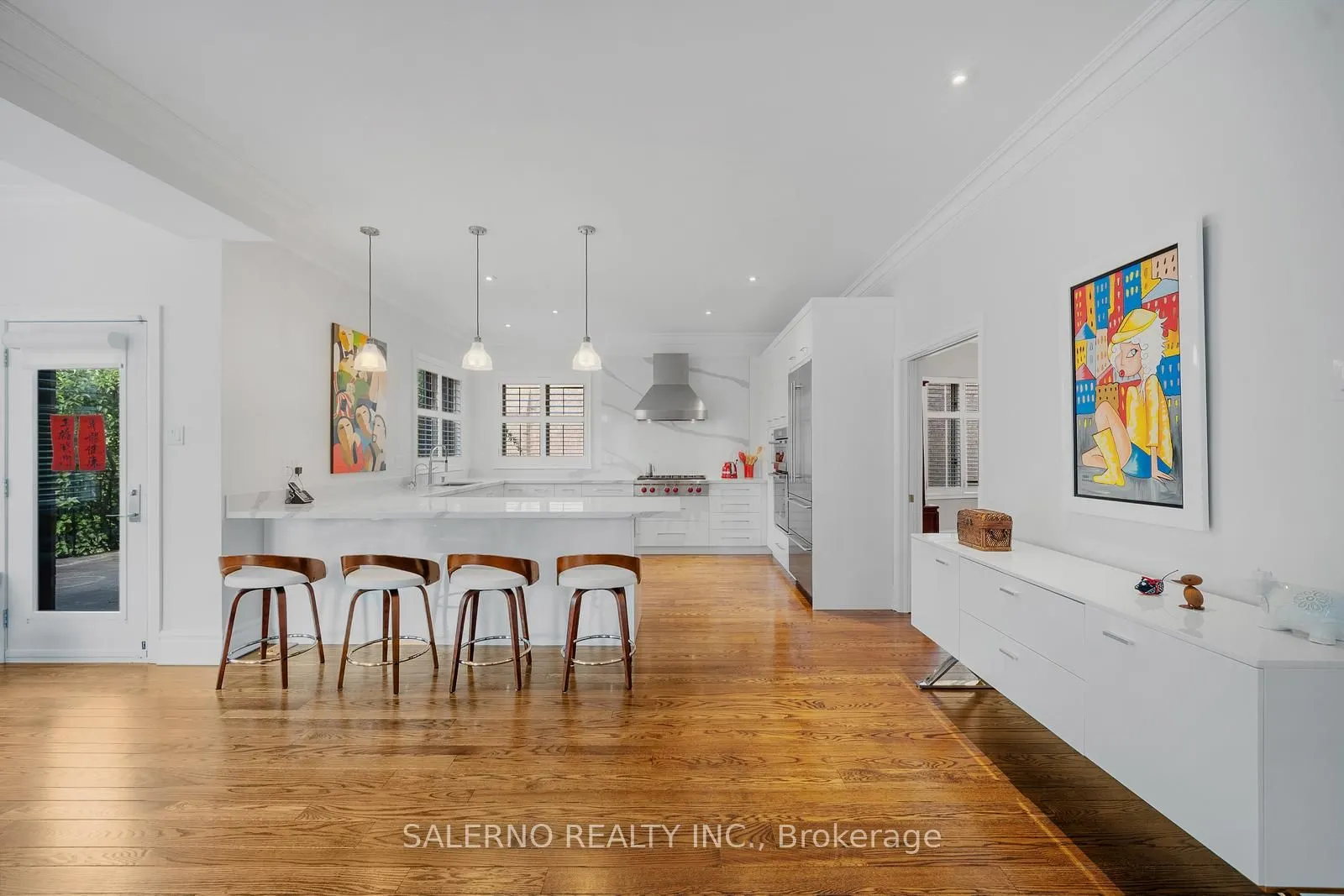 32 Donna Mae Crescent