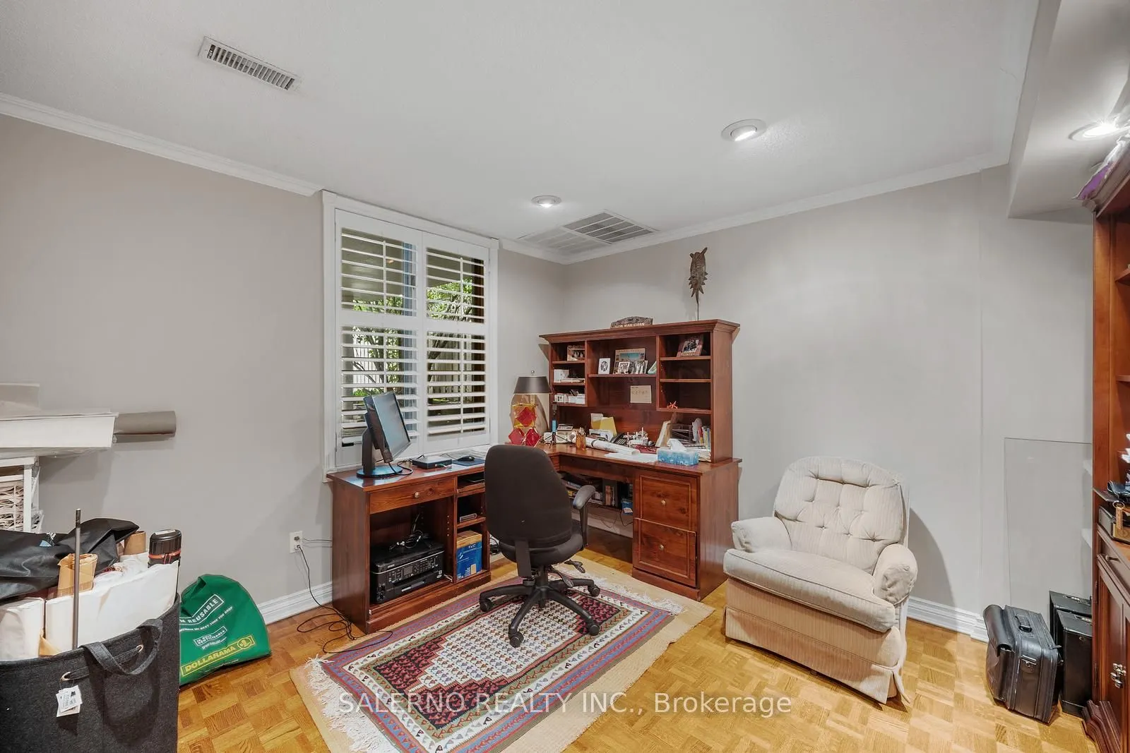 32 Donna Mae Crescent