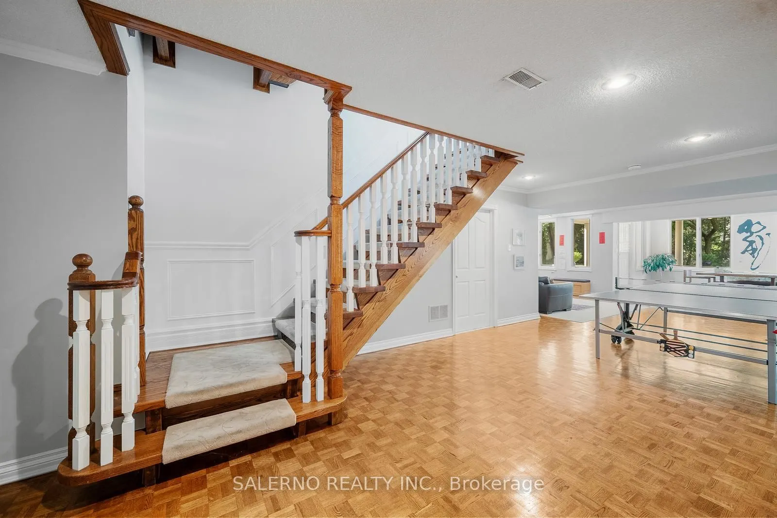 32 Donna Mae Crescent