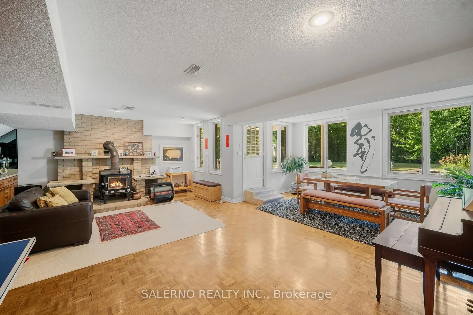 32 Donna Mae Crescent