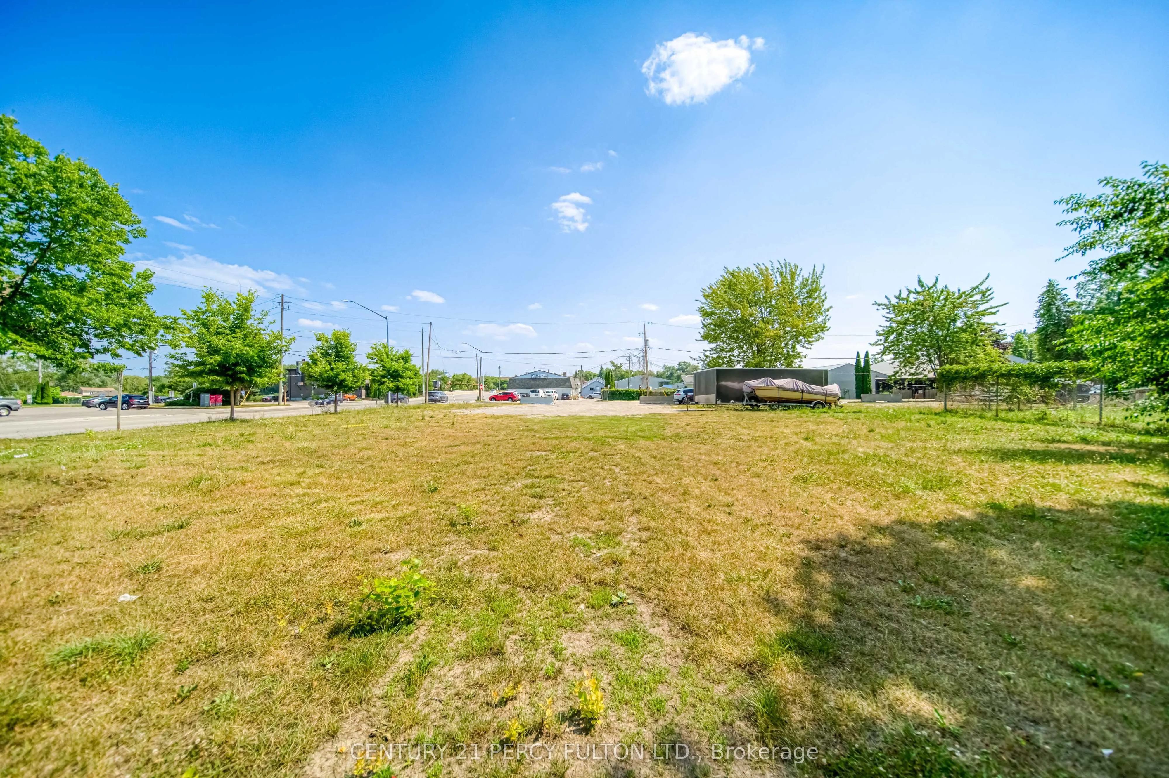 263 Cameron Crescent