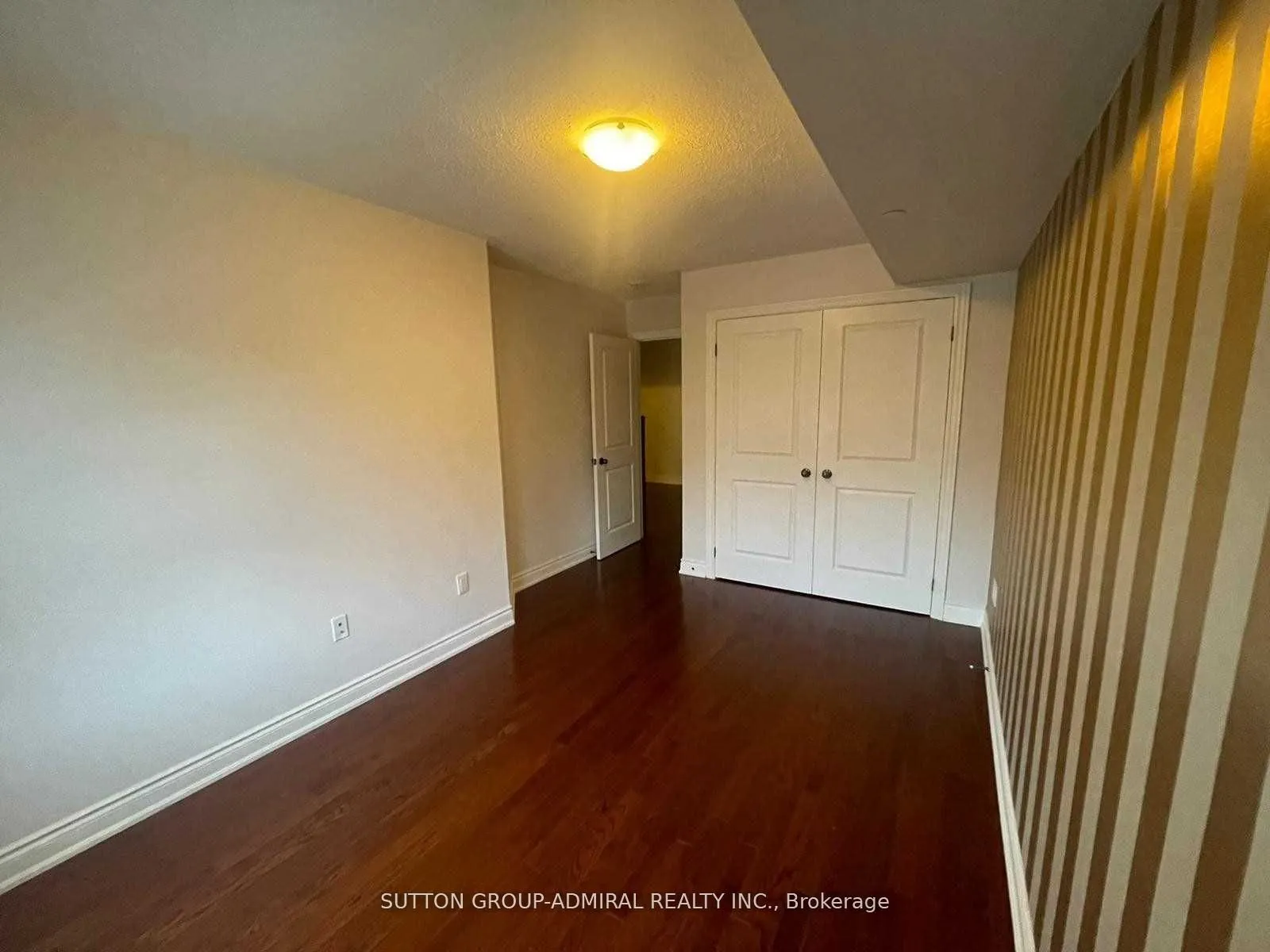 1331 Major Mackenzie Drive, #102